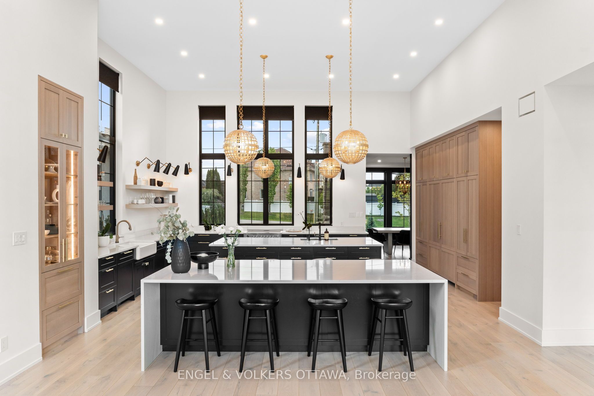 39 Winding Way Property Photo 16