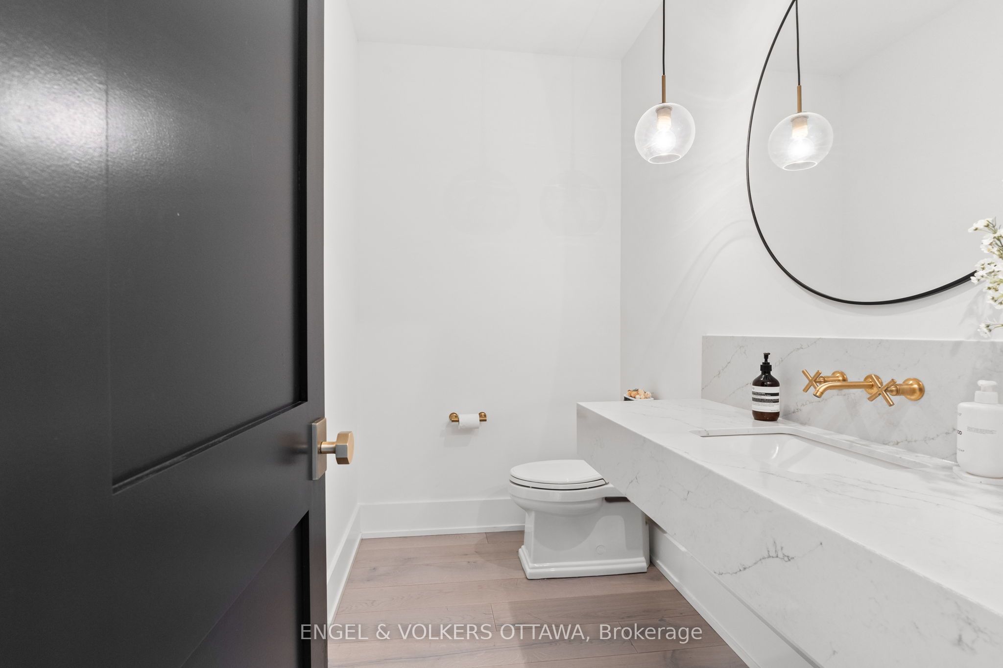 39 Winding Way Property Photo 20