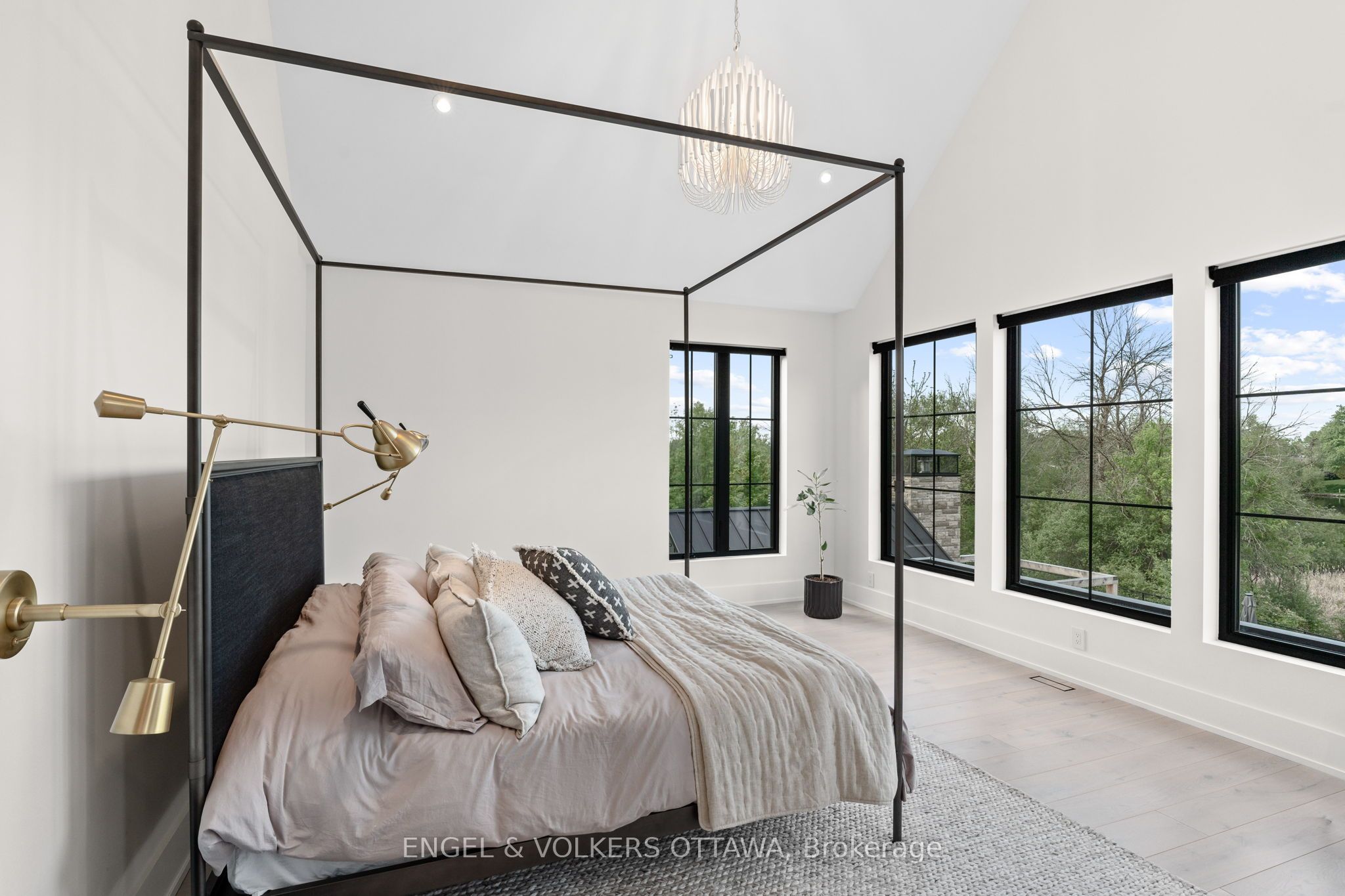 39 Winding Way Property Photo 23