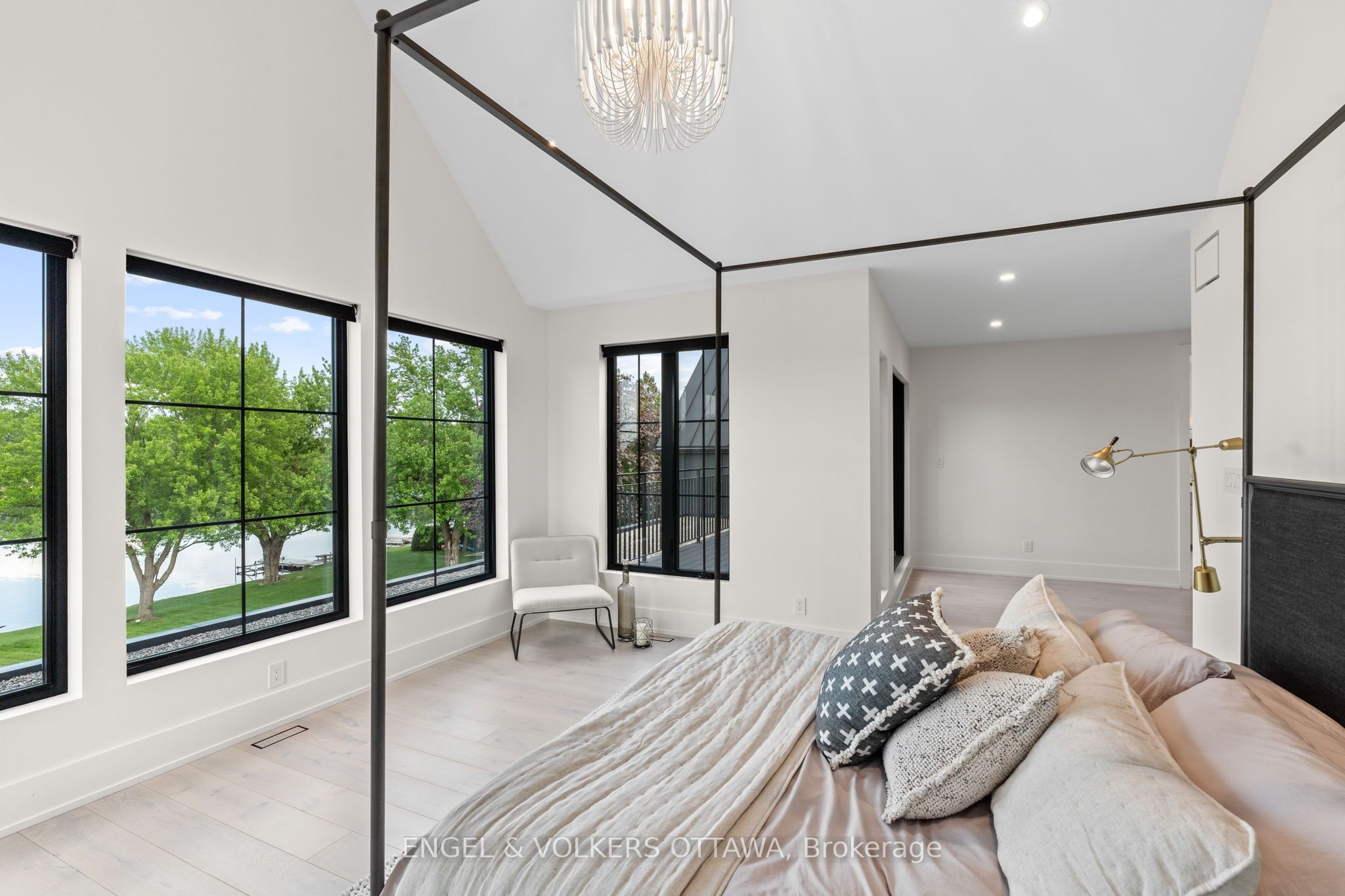 39 Winding Way Property Photo 24