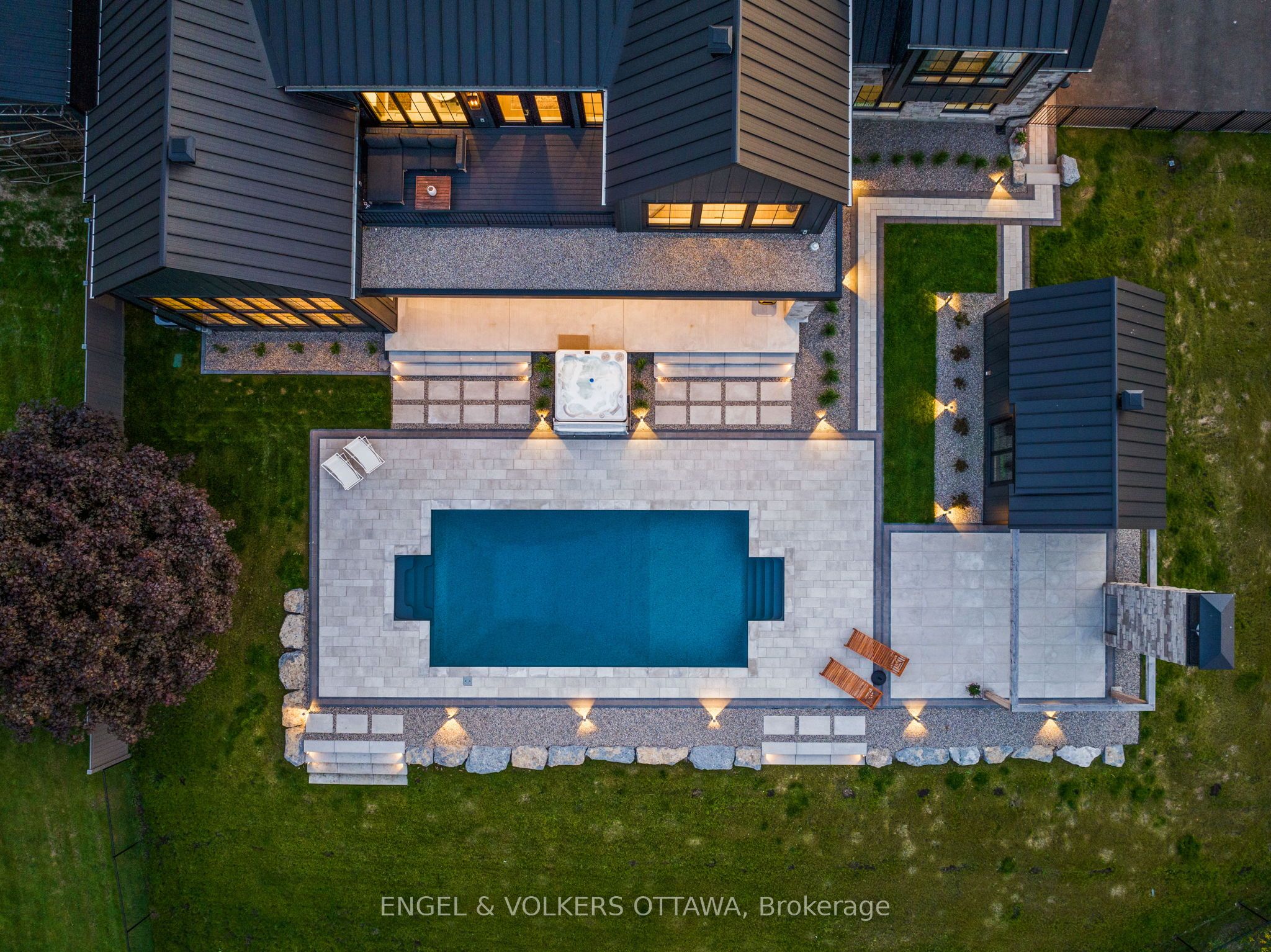 39 Winding Way Property Photo 46