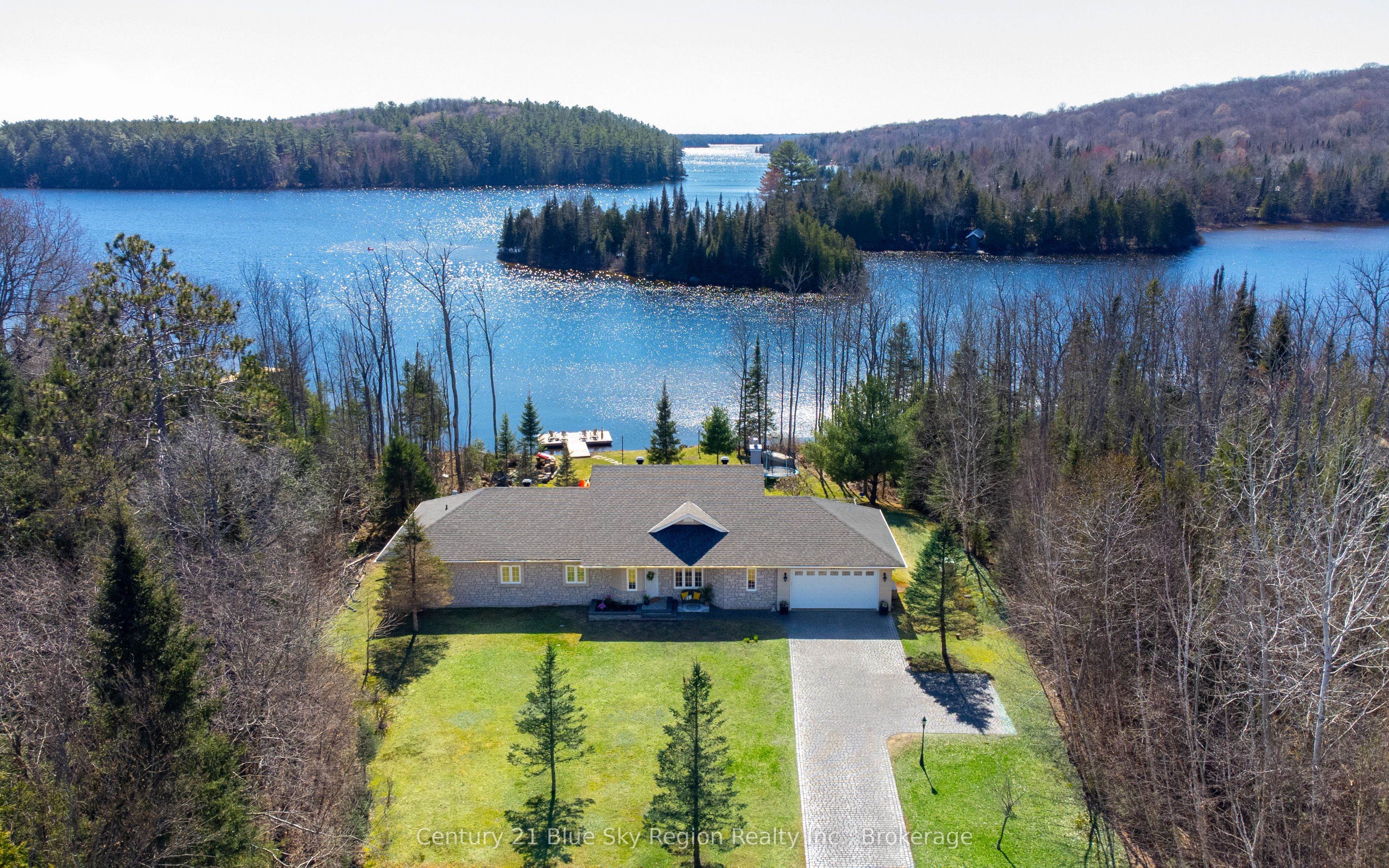 2295 Northshore Road Property Photo