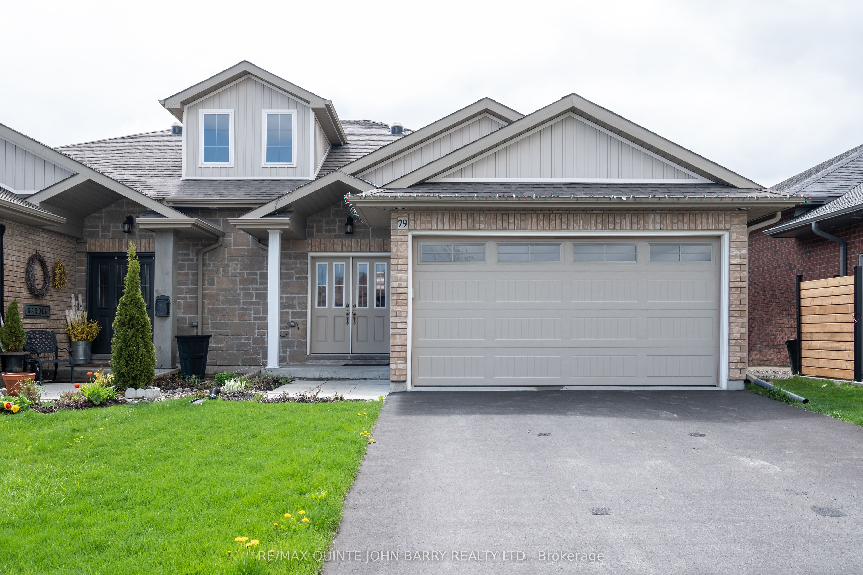 79 Cortland Crescent Property Photo 1