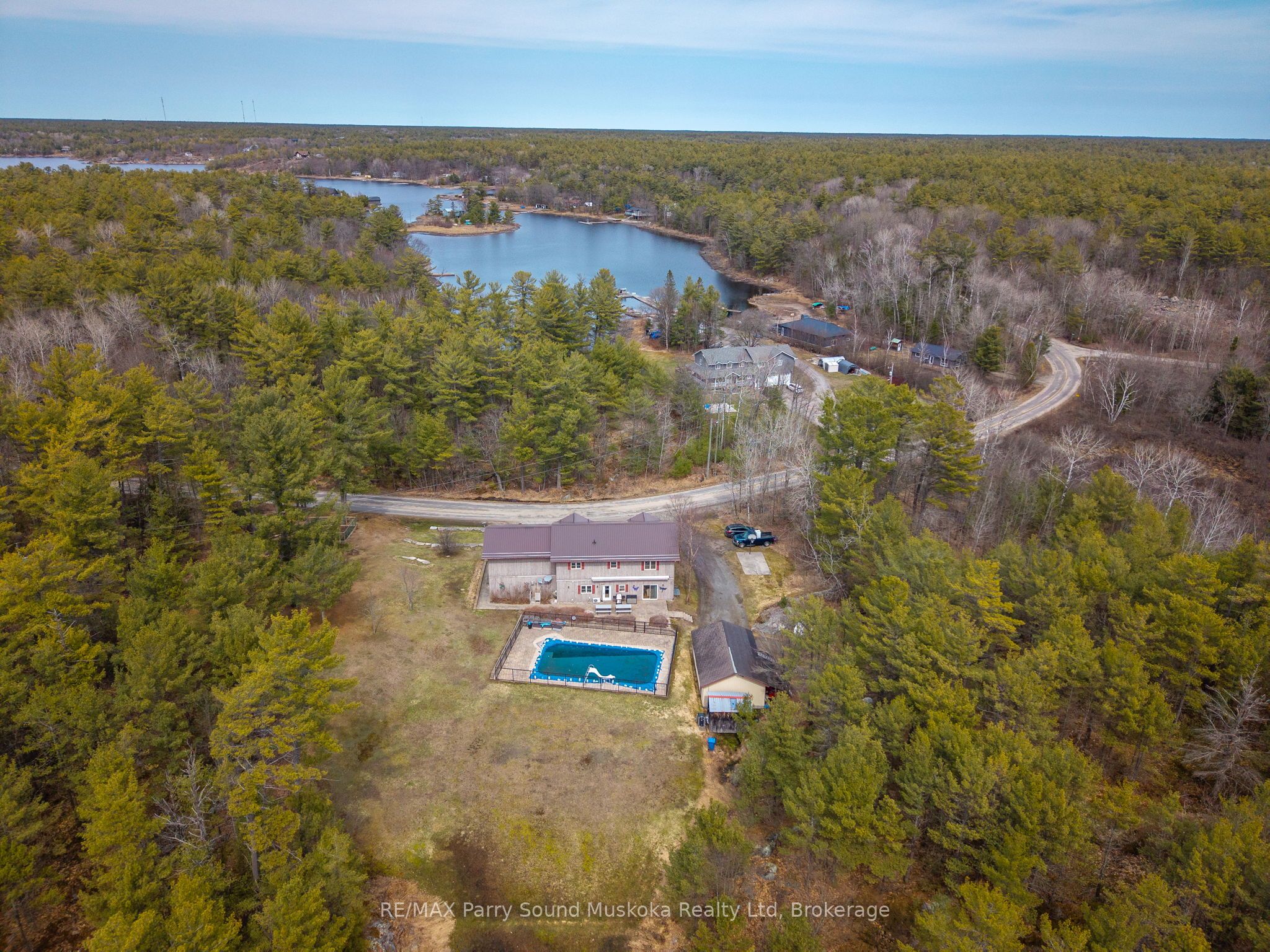217 S Shore Rd Property Photo 3