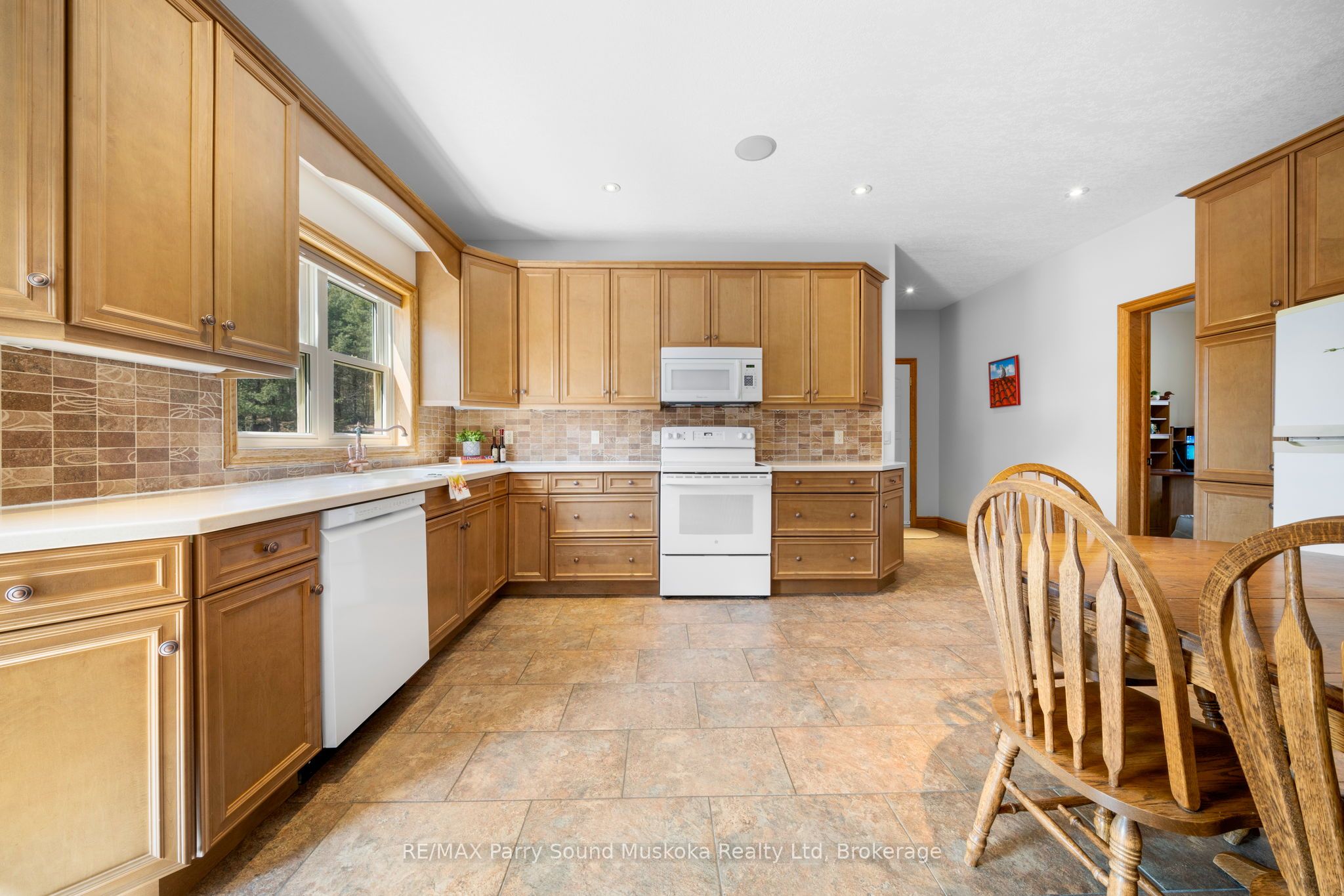 217 S Shore Rd Property Photo 8