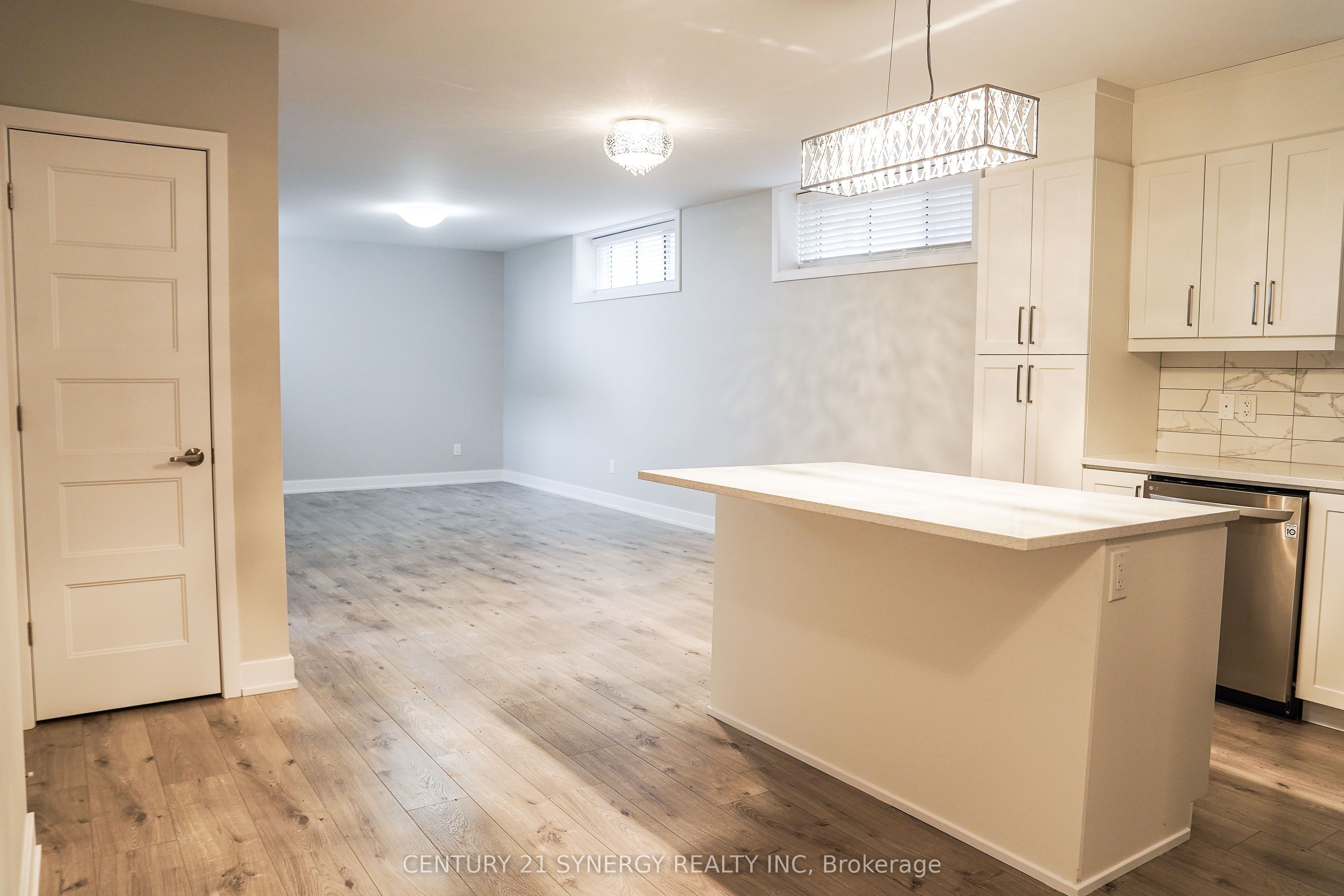 #b - 272 Moisson Street Property Photo 6
