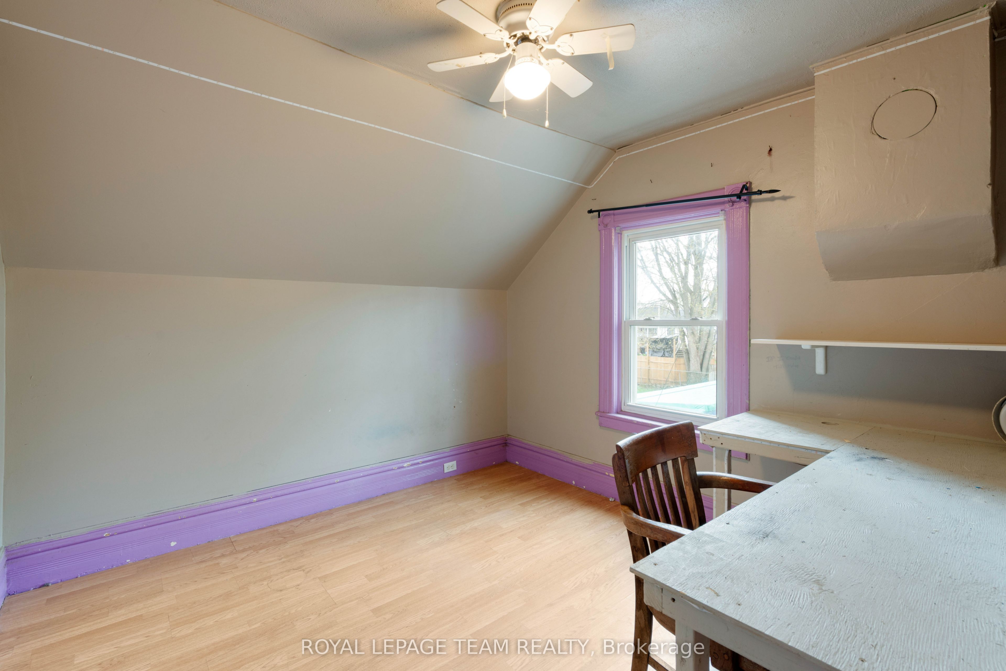 526 Middle Street Property Photo 22