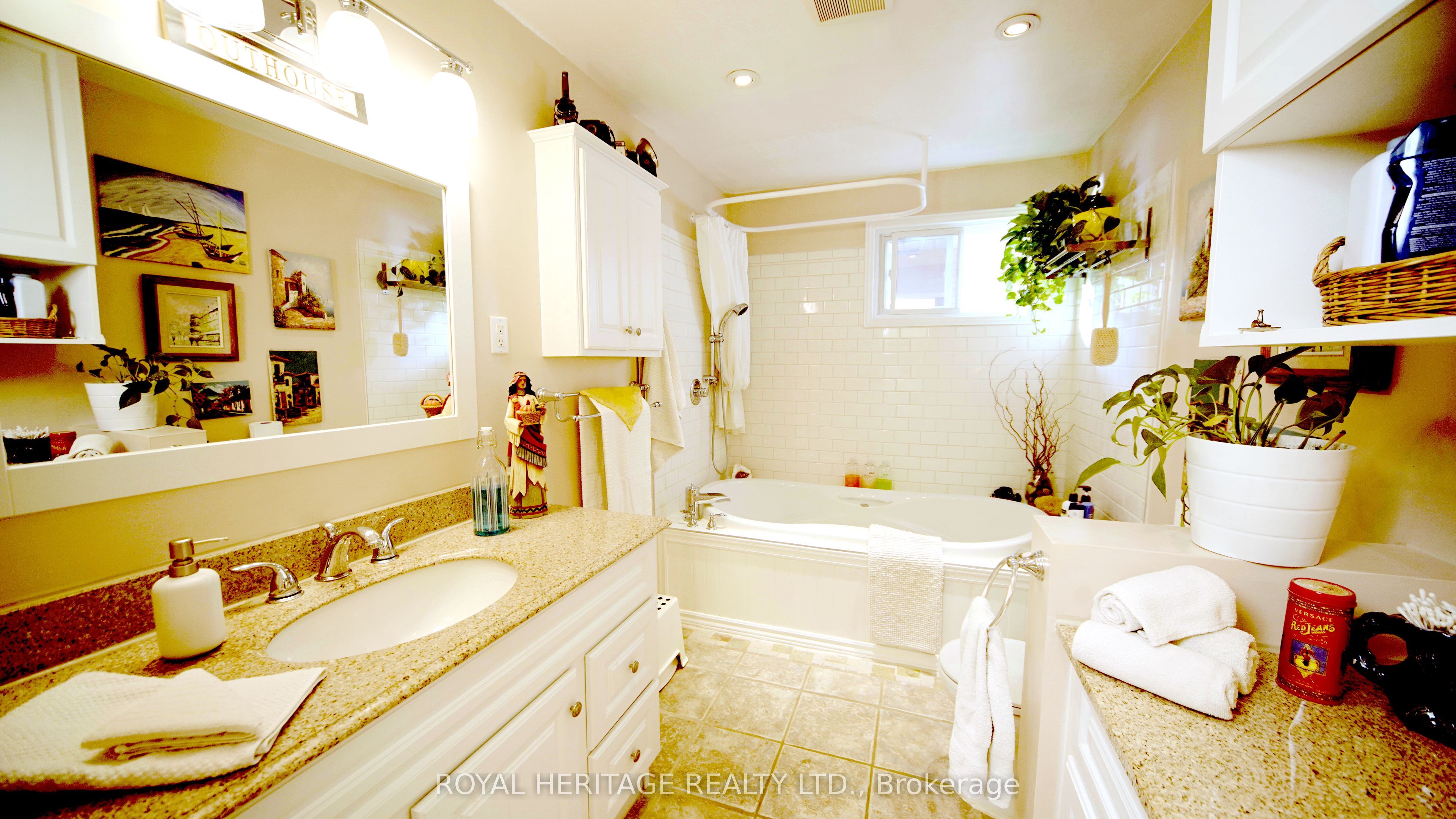 17 Briarwood Cres Property Photo 15