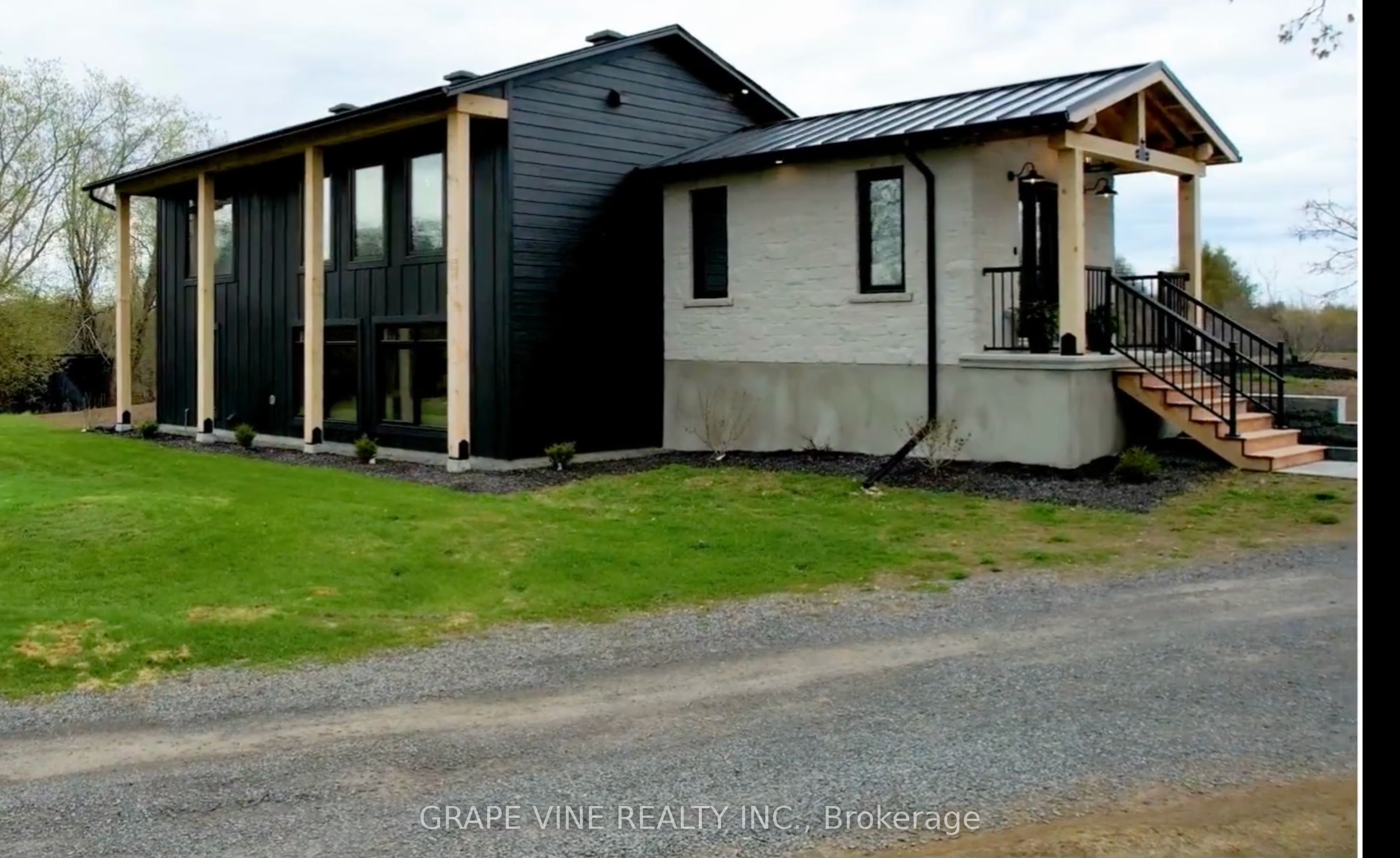 1671 County Rd 43 Road Property Photo 1