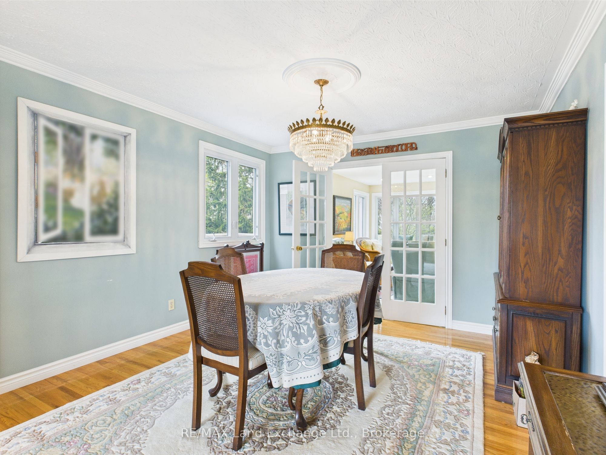 155 Willis Crescent Property Photo 10