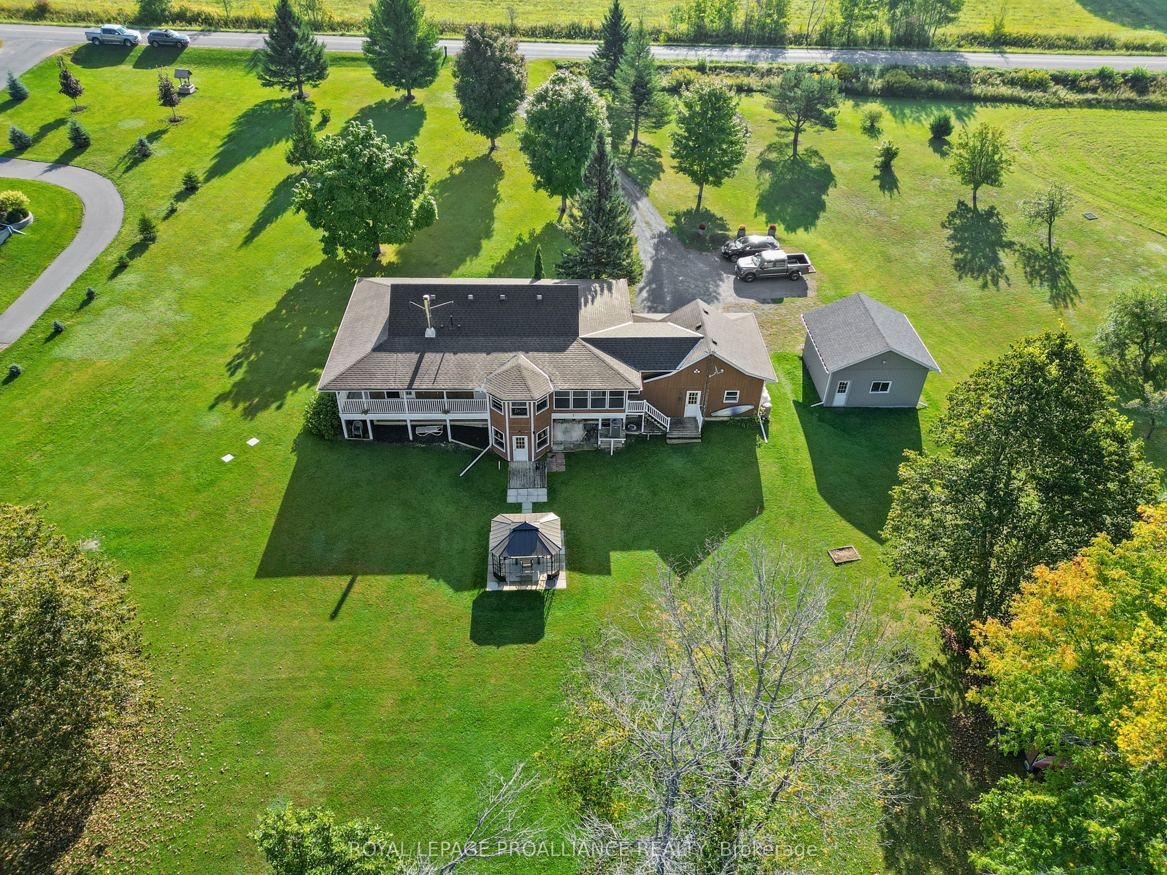 236 Friendly Acres Road Property Photo 5