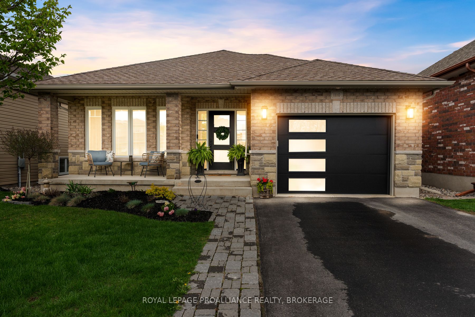 1110 Crossfield Avenue Property Photo 1