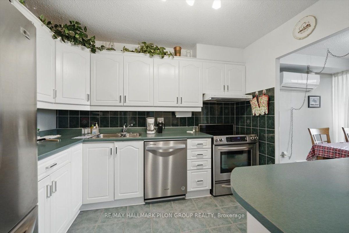 900 Dynes Road 309 Property Photo 3