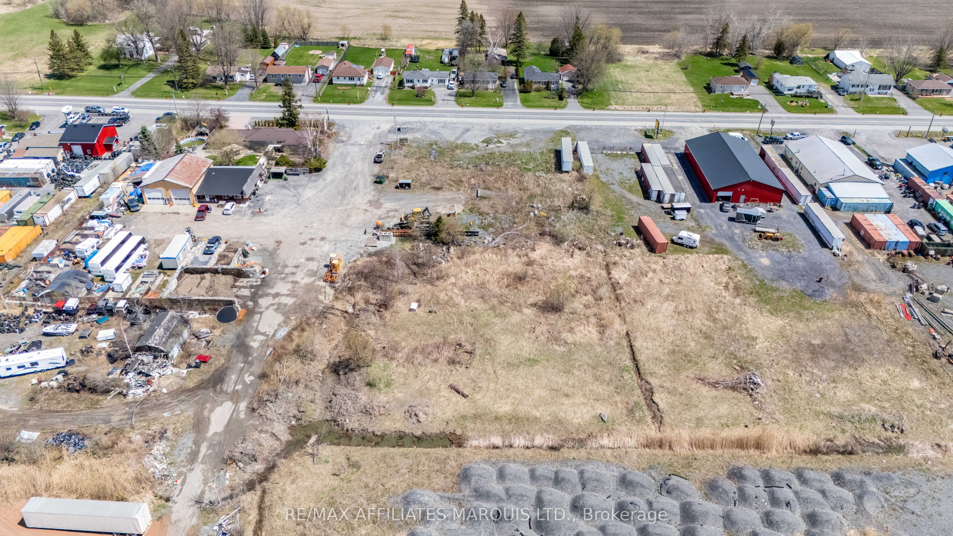 5590 St Andrews Road Property Photo 2