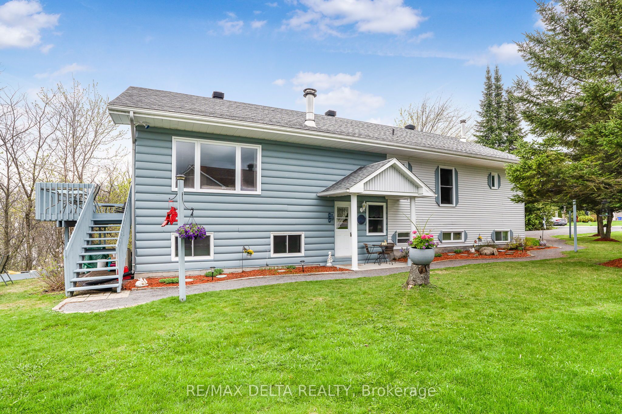 3619 Principale Street Property Photo