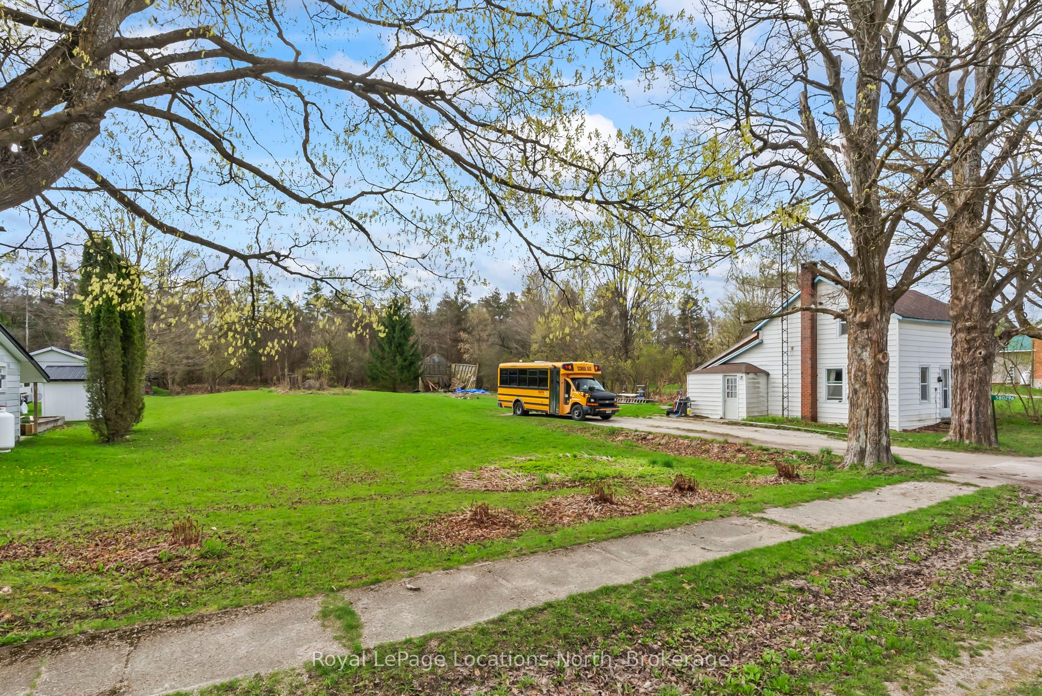 580296 Sideroad 60 Property Photo 4