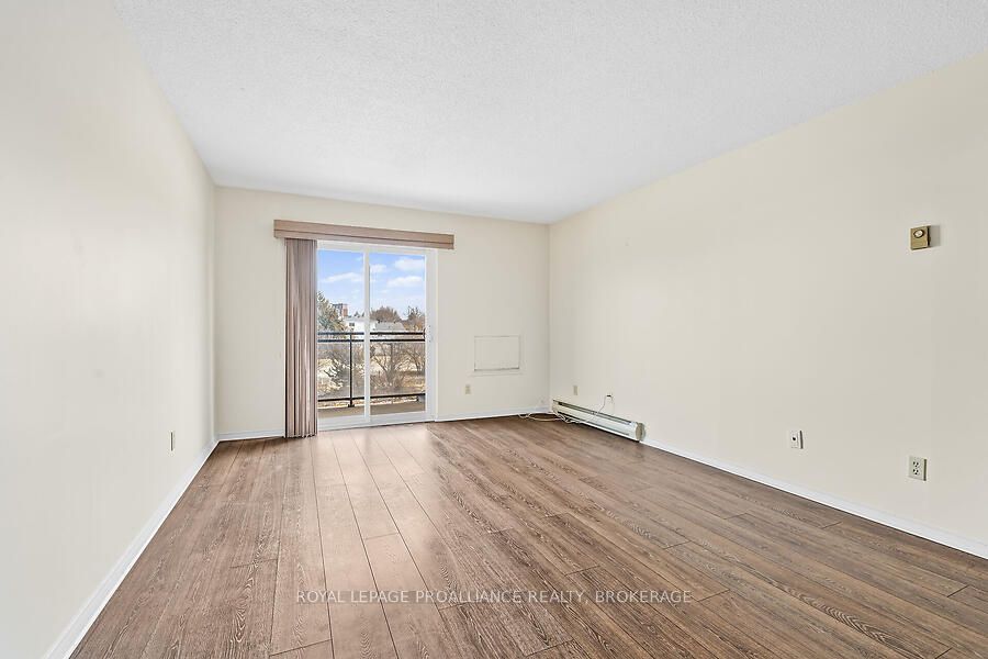#309 - 745 Davis Drive Property Photo 7