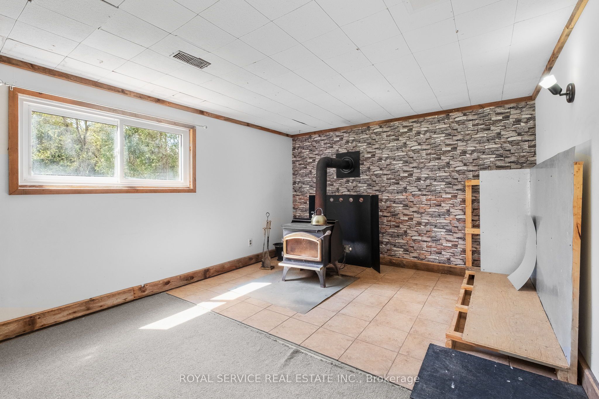 5280 Hillview Drive Property Photo 23