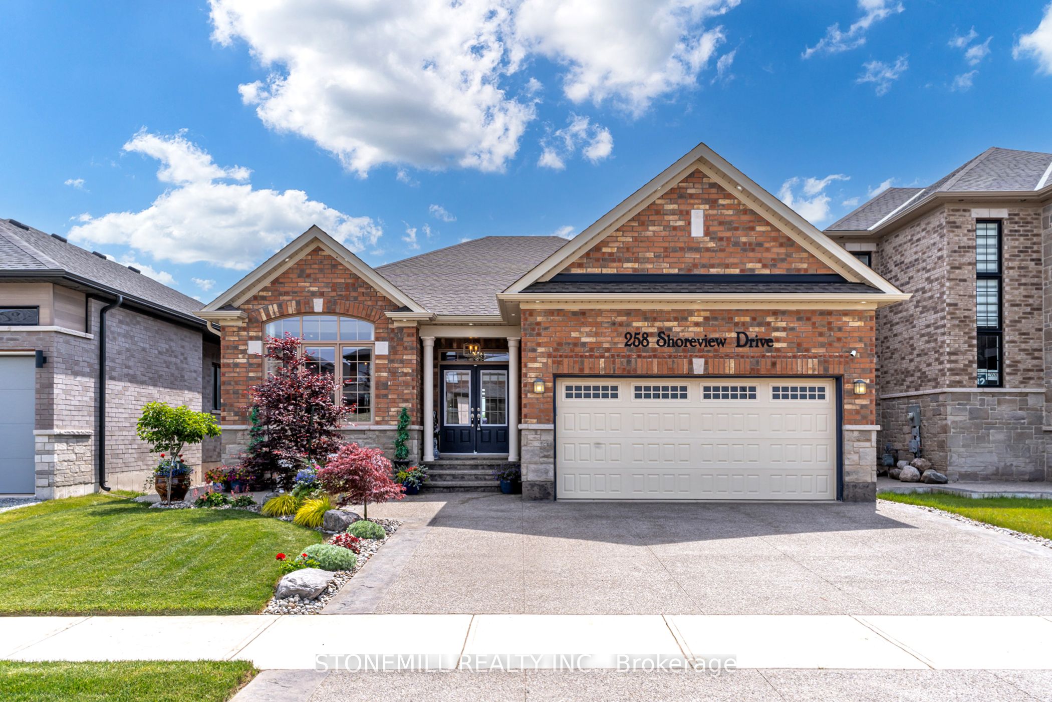 258 Shoreview Drive Property Photo 1