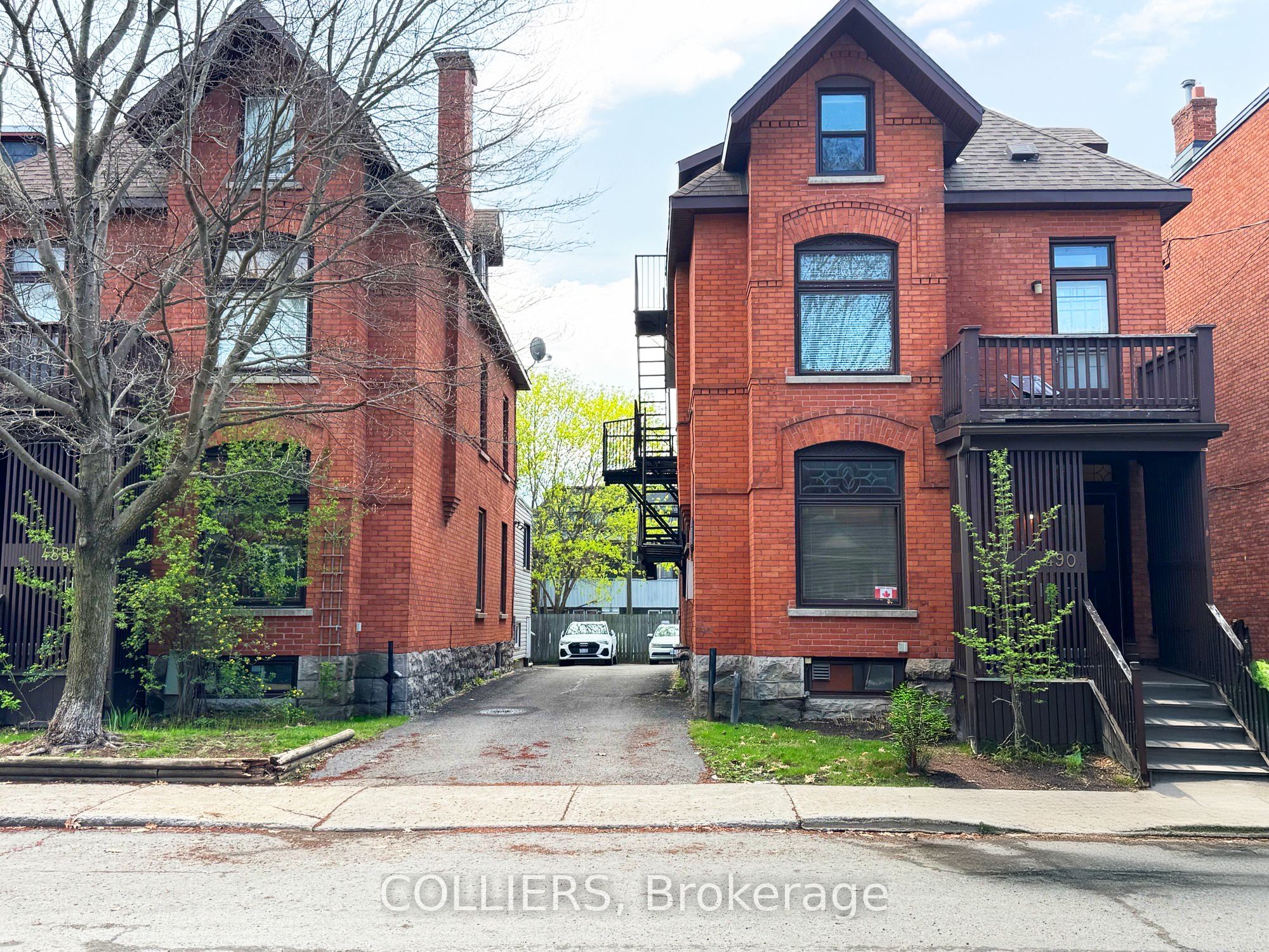 488 & 490 Gilmour Street Property Photo 1