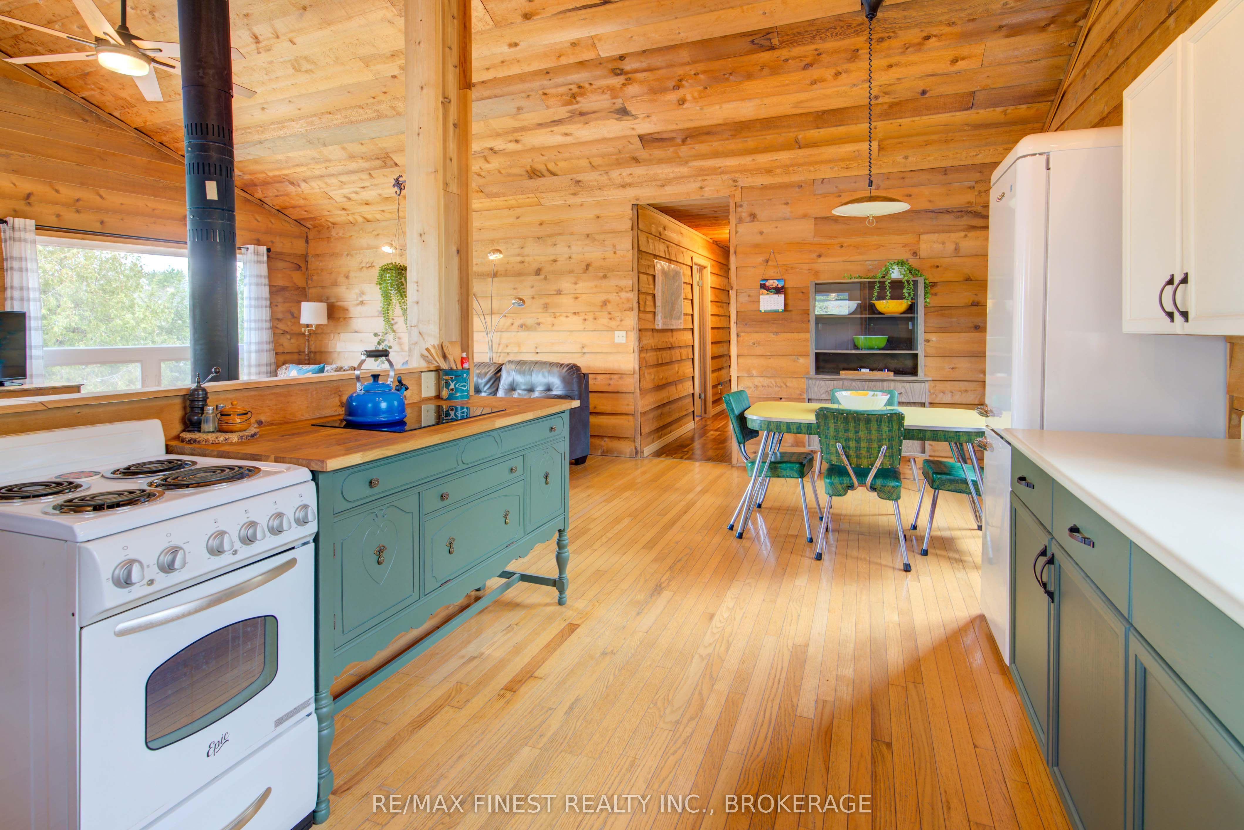 1407 St Andrews Lake Lane Property Photo 8