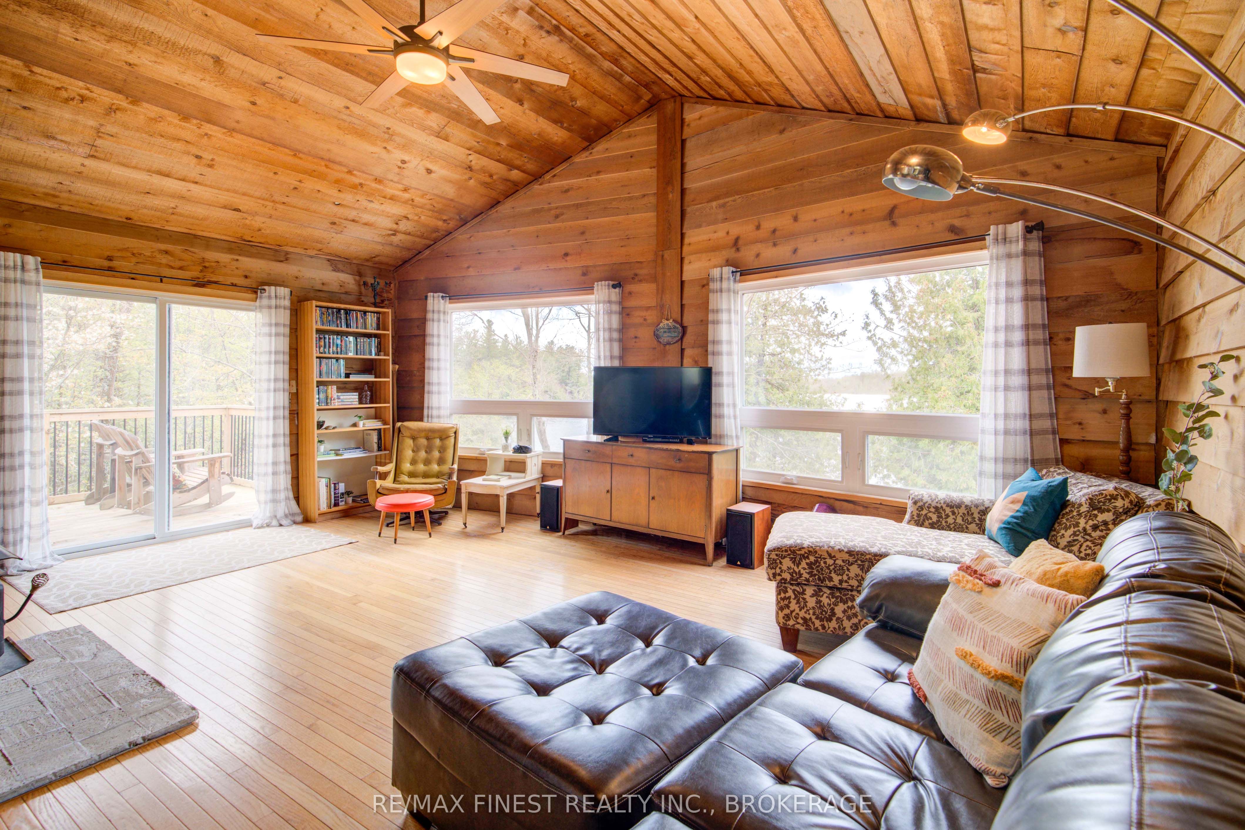 1407 St Andrews Lake Lane Property Photo 12