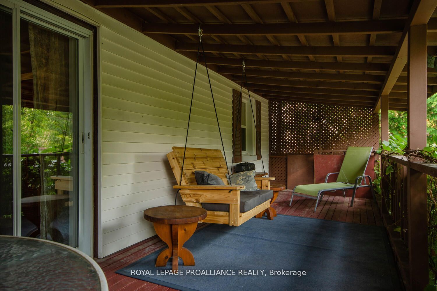 160 Hope Street N Property Photo 20