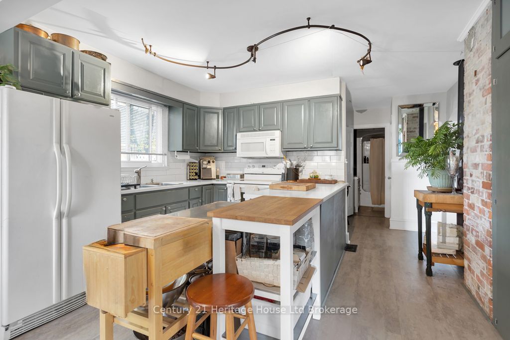 147 Sydenham Street Property Photo 4
