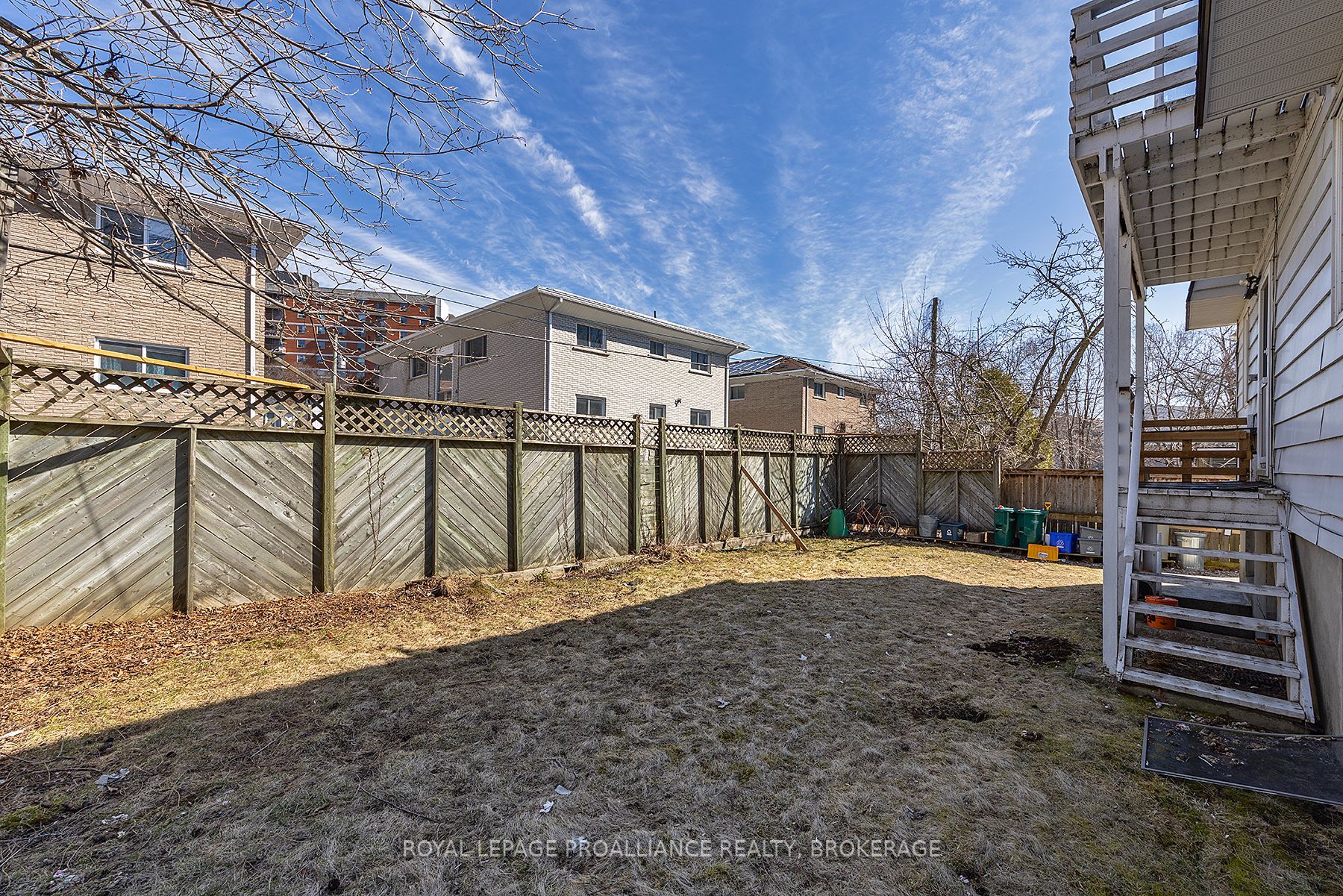 69 Scott St Property Photo 6
