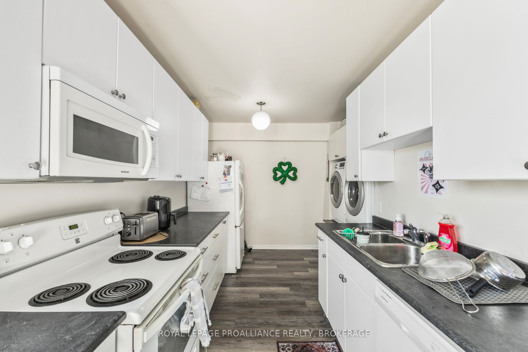 69 Scott St Property Photo 33