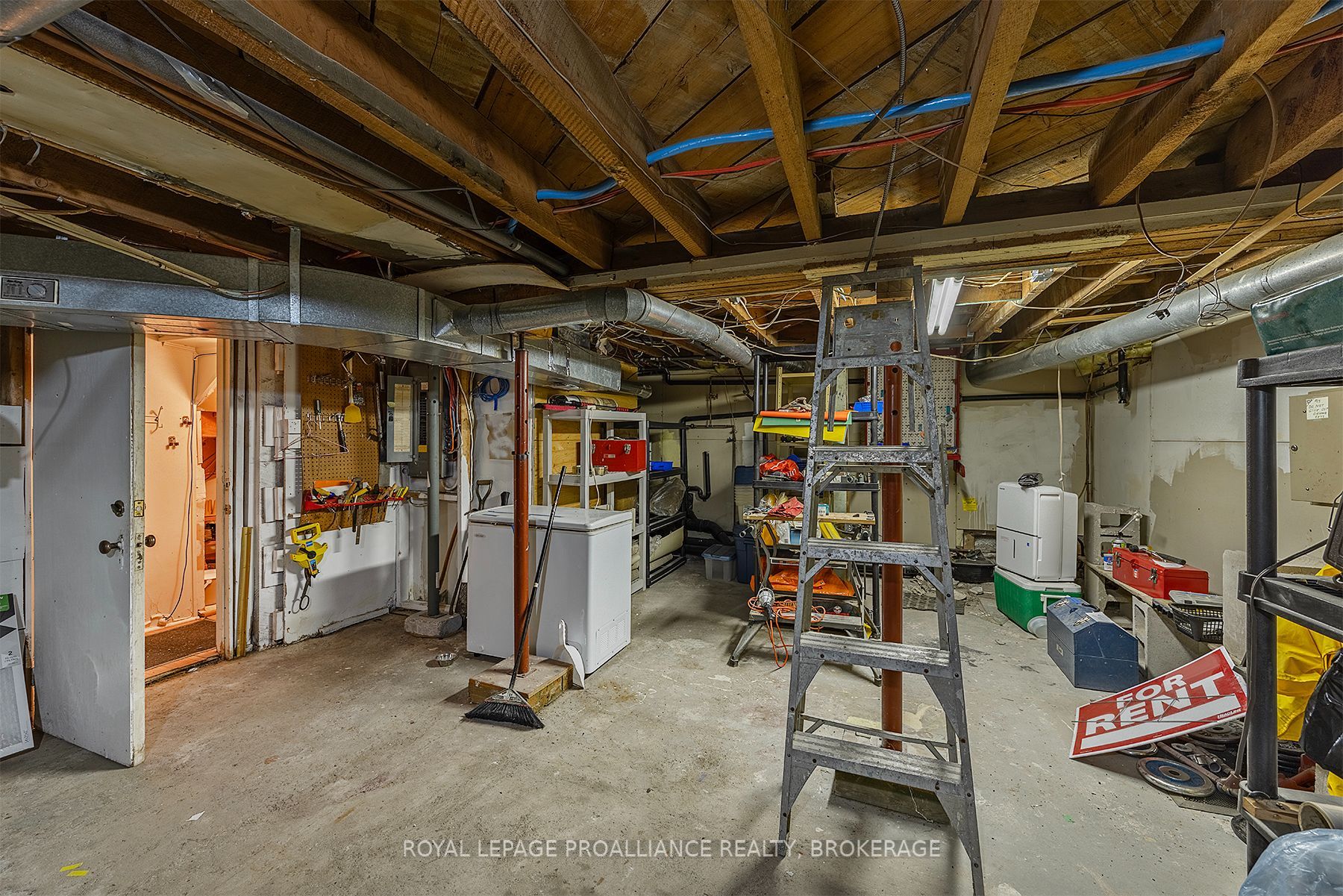 69 Scott St Property Photo 43