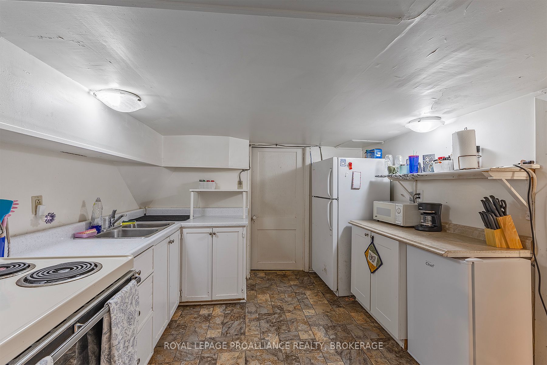 69 Scott St Property Photo 46