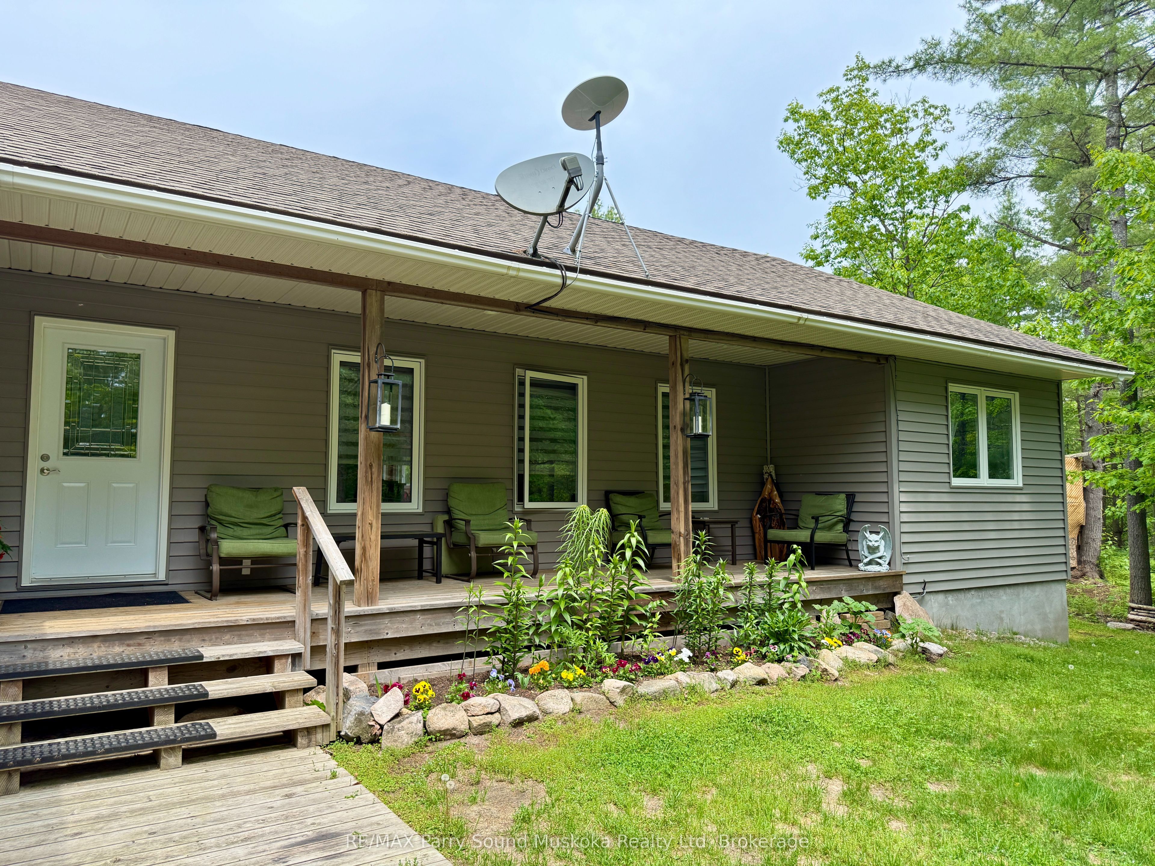21 Shebeshekong Road Property Photo 1