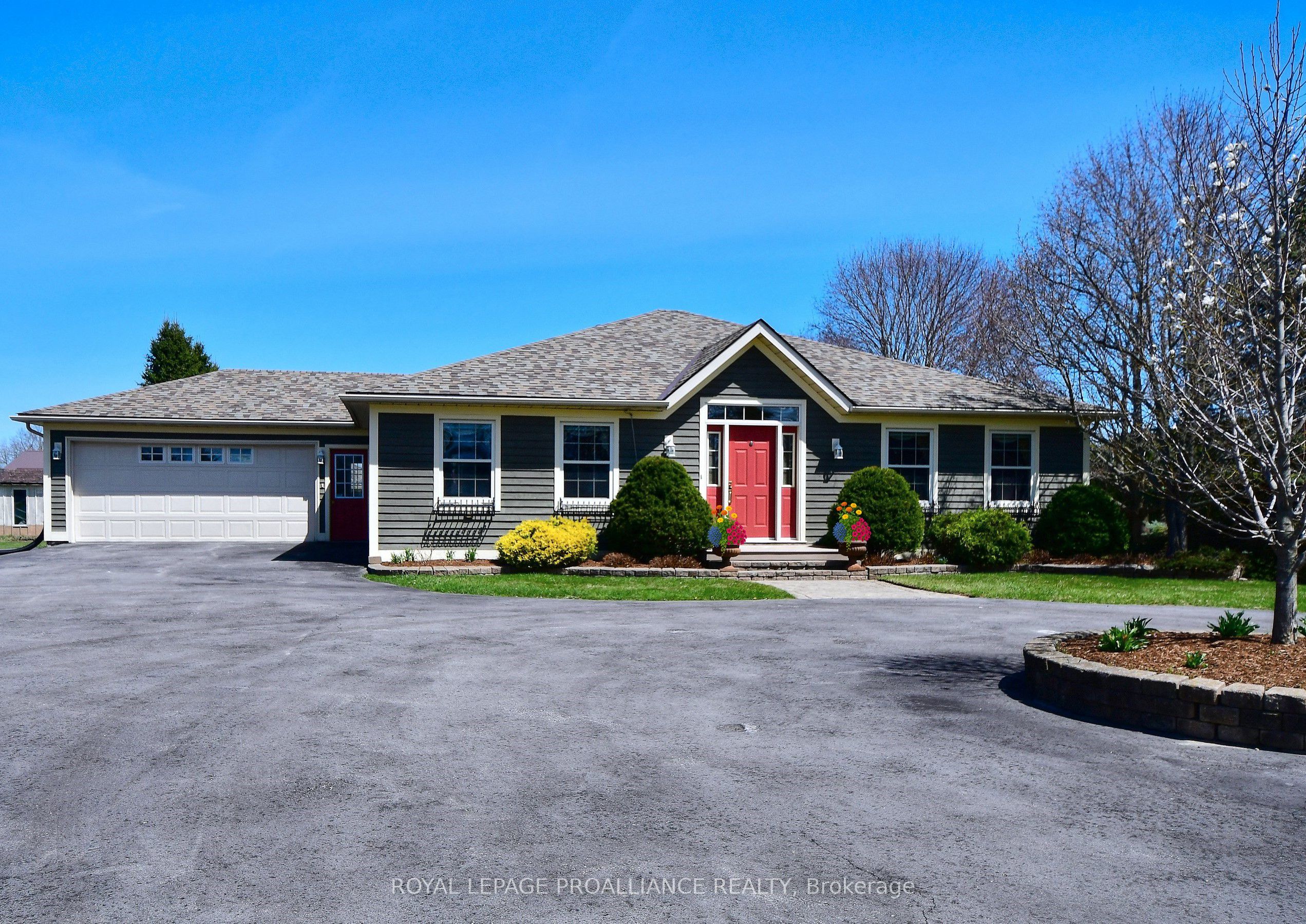 3177 Harwood Road Property Photo