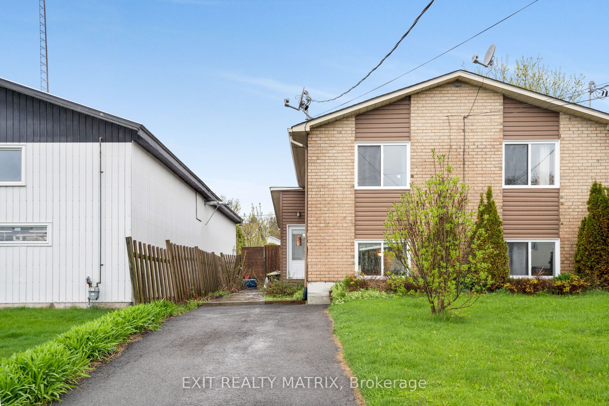 #b - 72 Boyd Street Property Photo