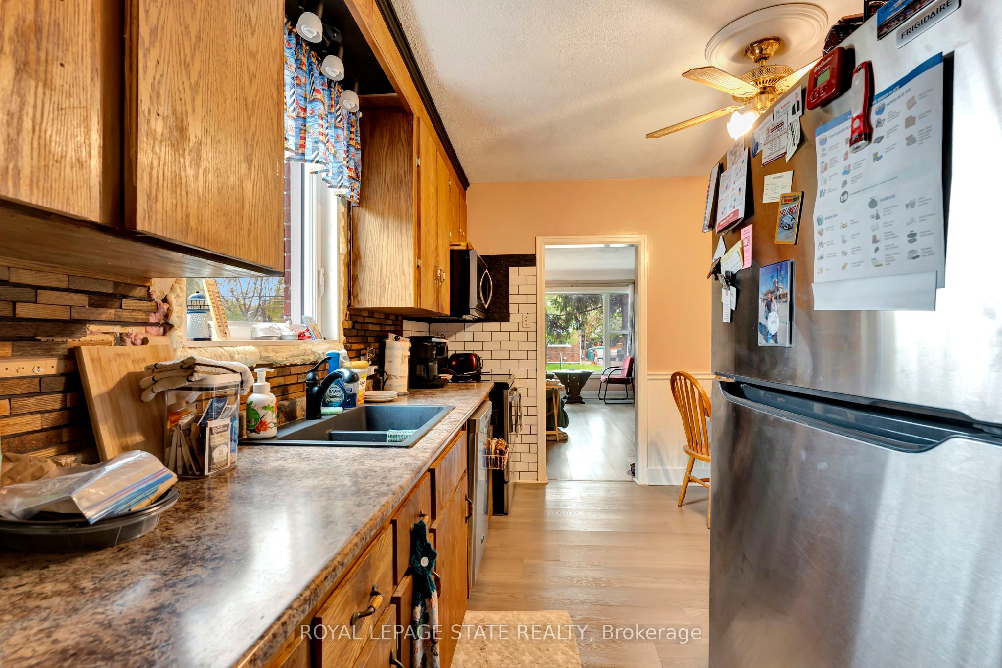 865 Garth Street Property Photo 10