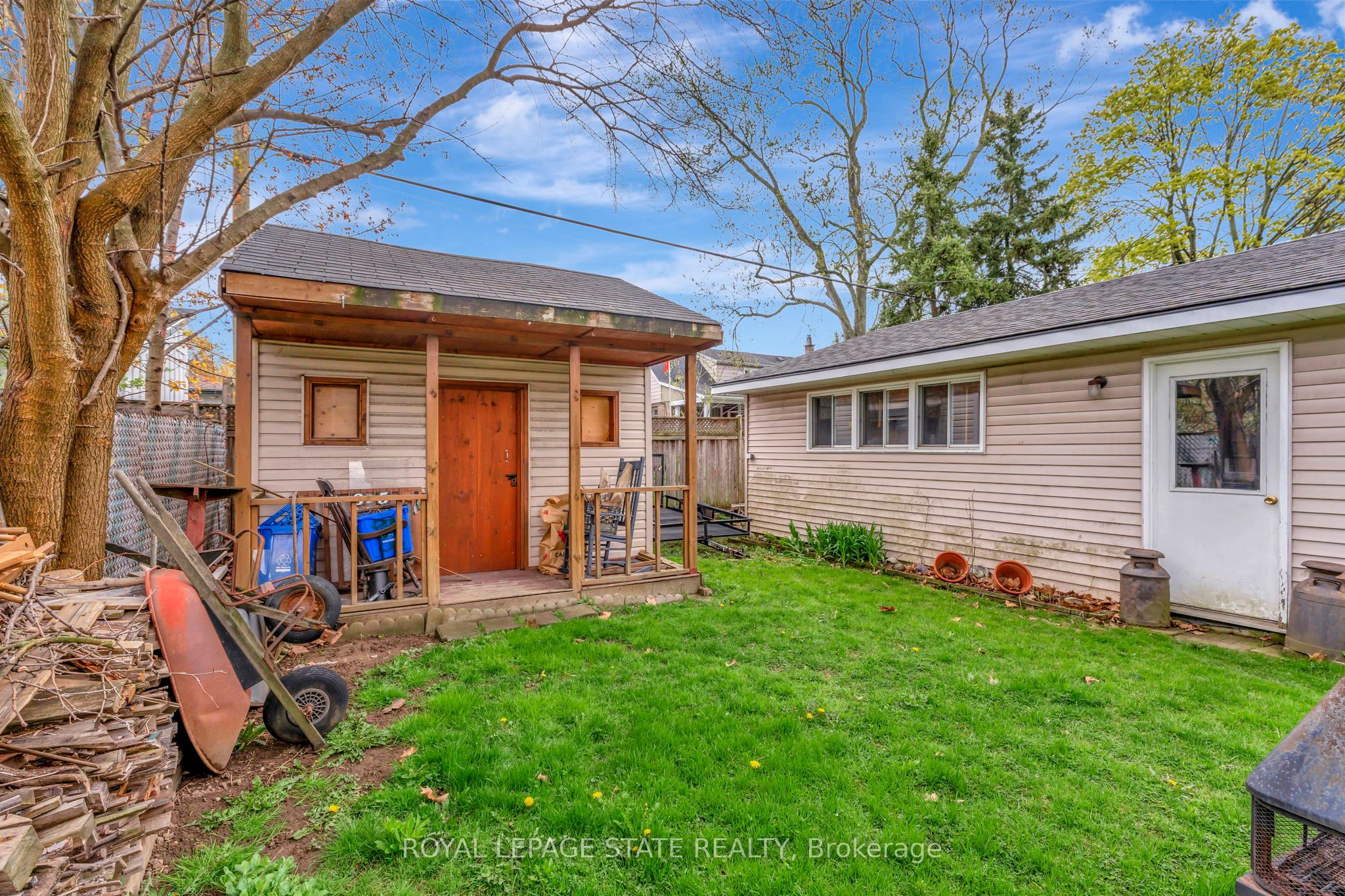 865 Garth Street Property Photo 27