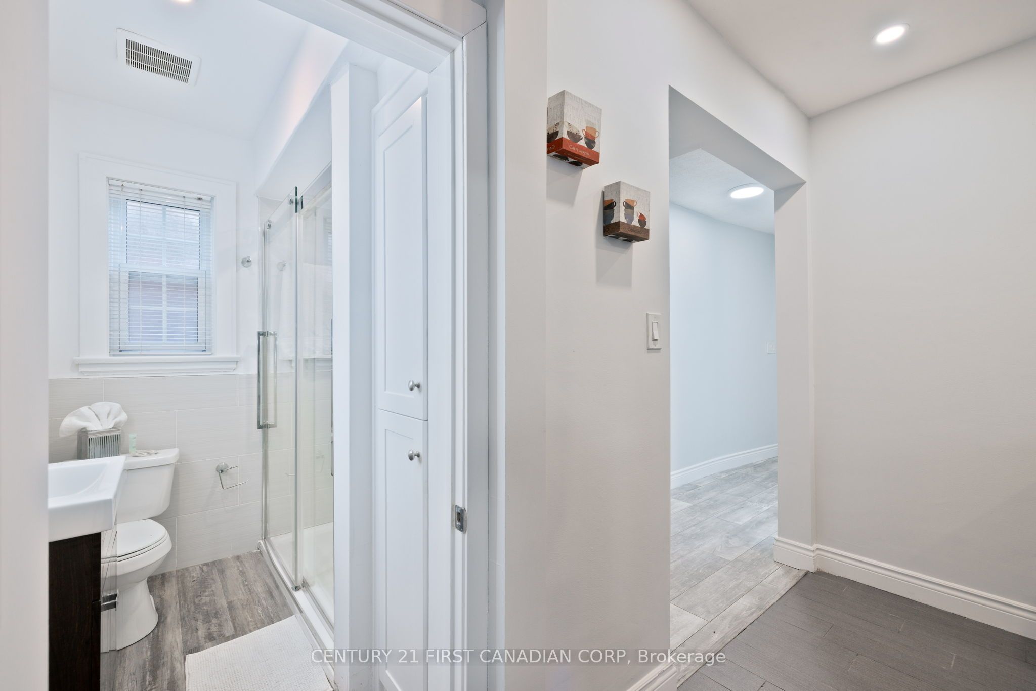 389 Dufferin Avenue Property Photo 15
