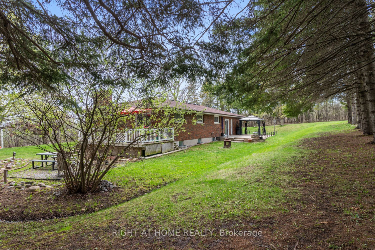 1480 Sharpe Line Property Photo 33