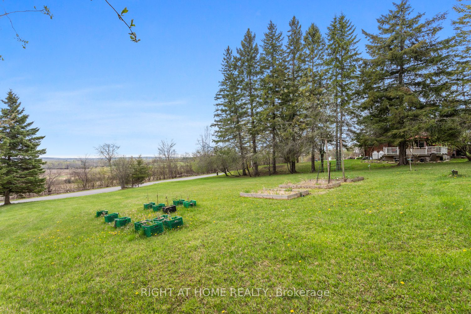 1480 Sharpe Line Property Photo 34