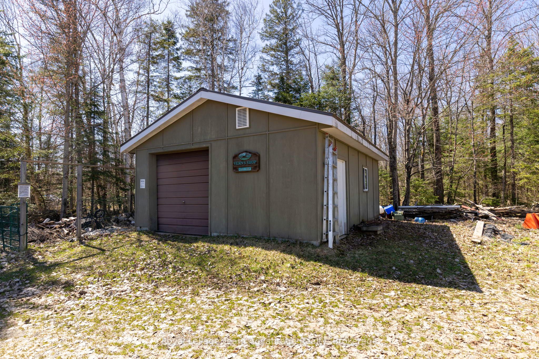 1321 Balsam Road Property Photo 7