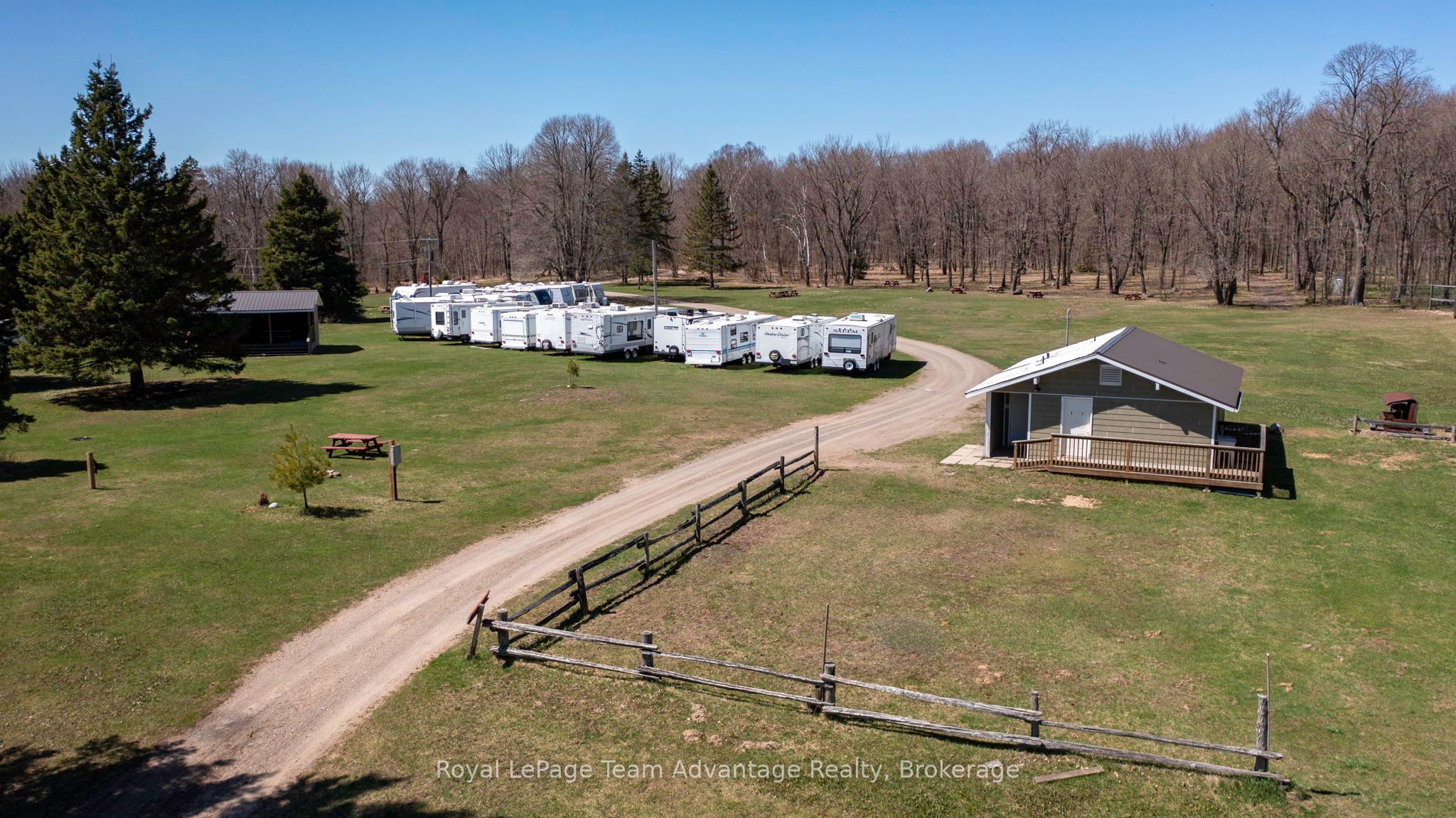 1321 Balsam Road Property Photo 12
