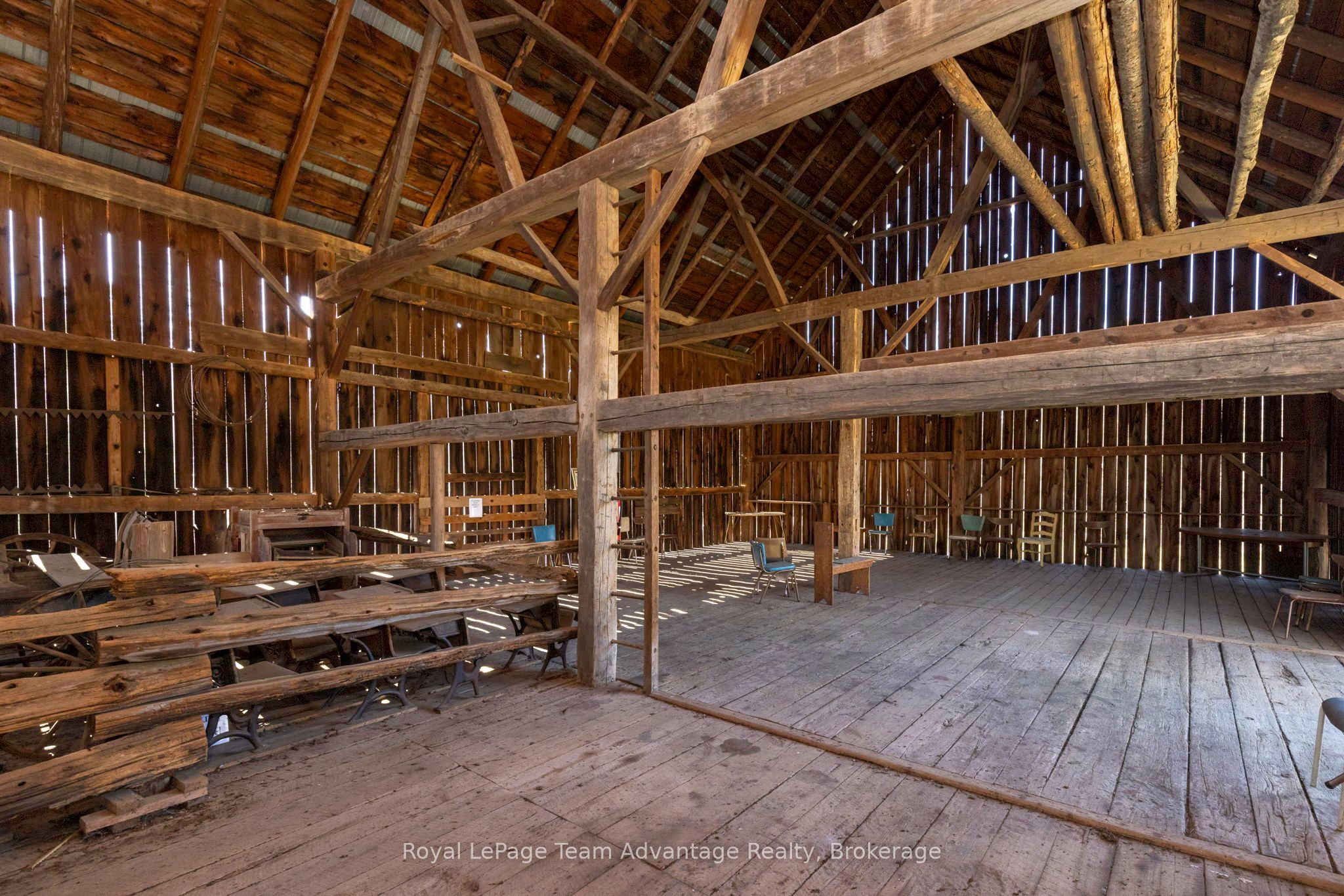 1321 Balsam Road Property Photo 35