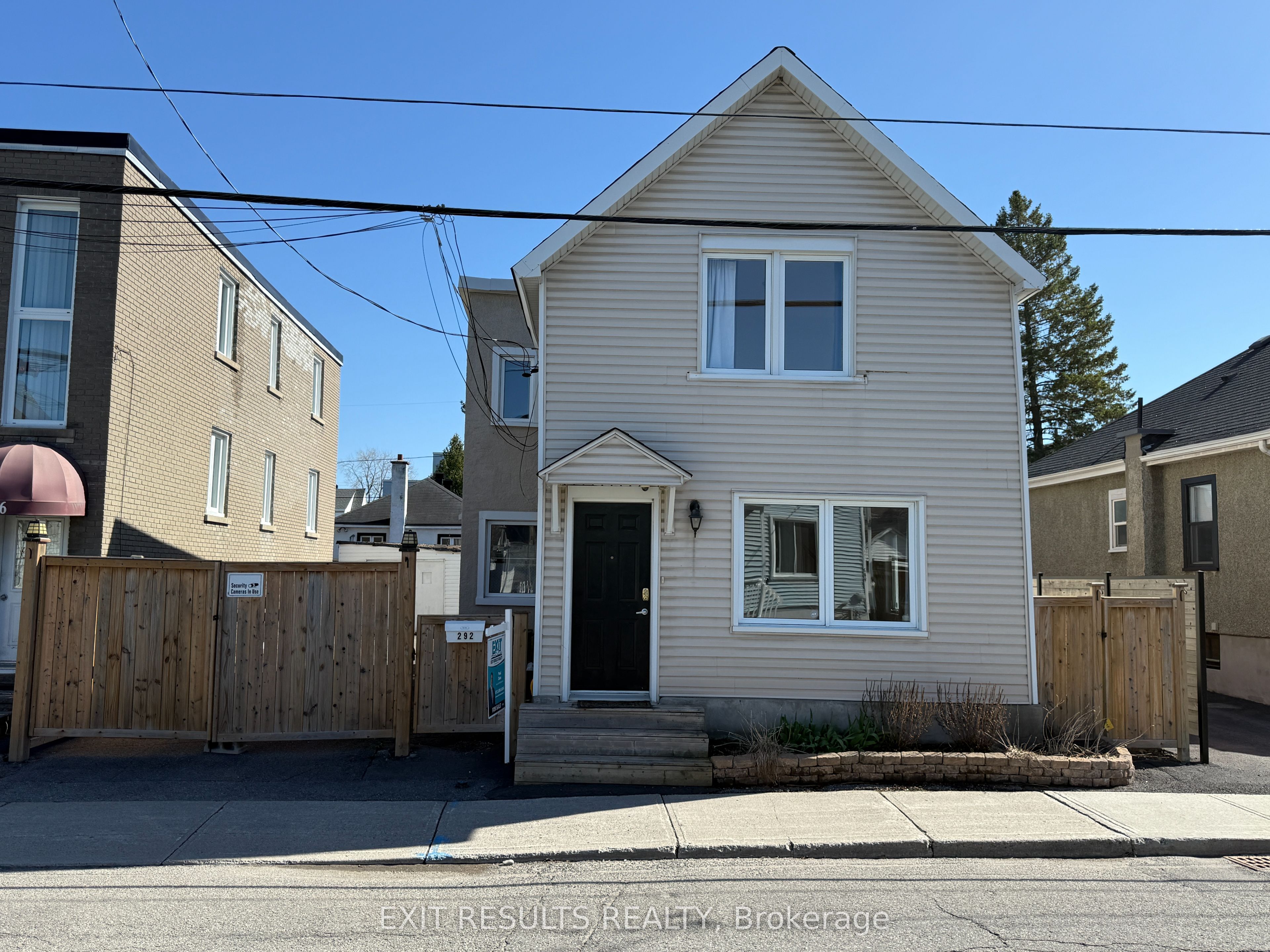 292 Richelieu Avenue Property Photo 1