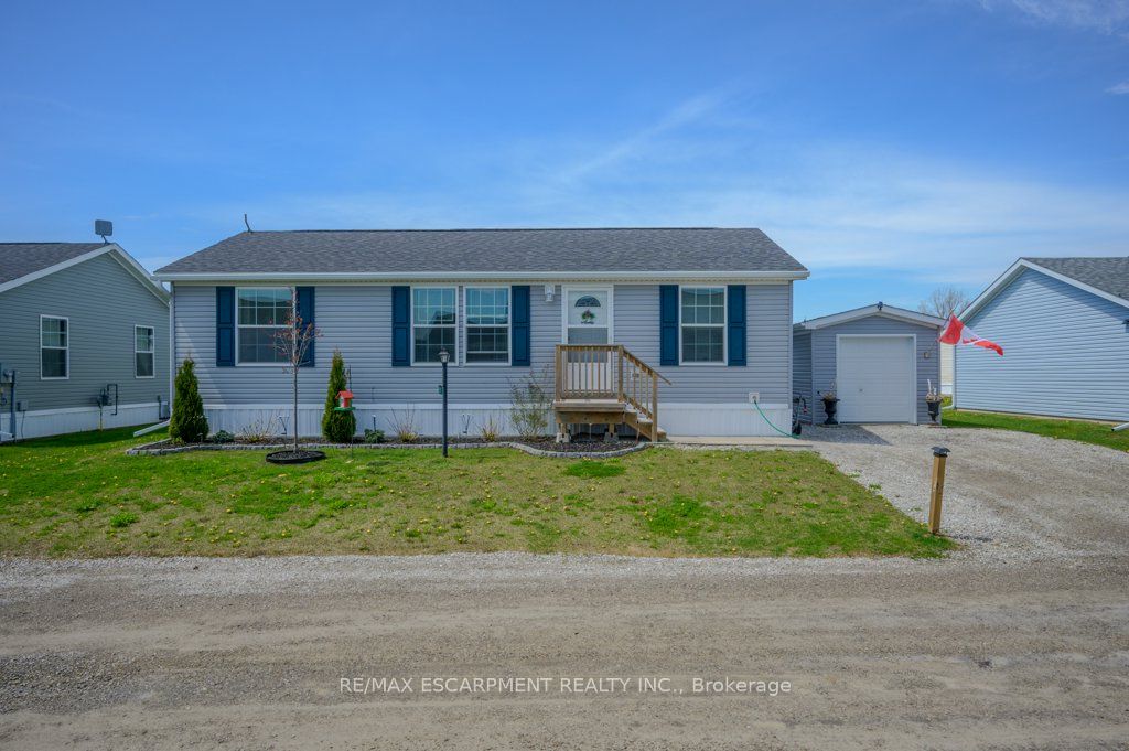 9 Copper Beech Drive Property Photo 1