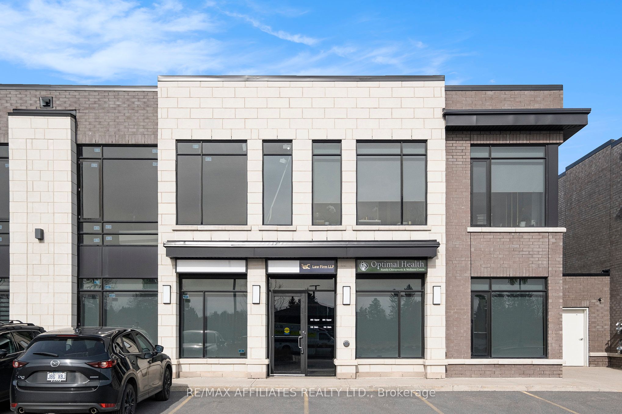 2500 St Laurent Boulevard 103 & 104 Property Photo 2