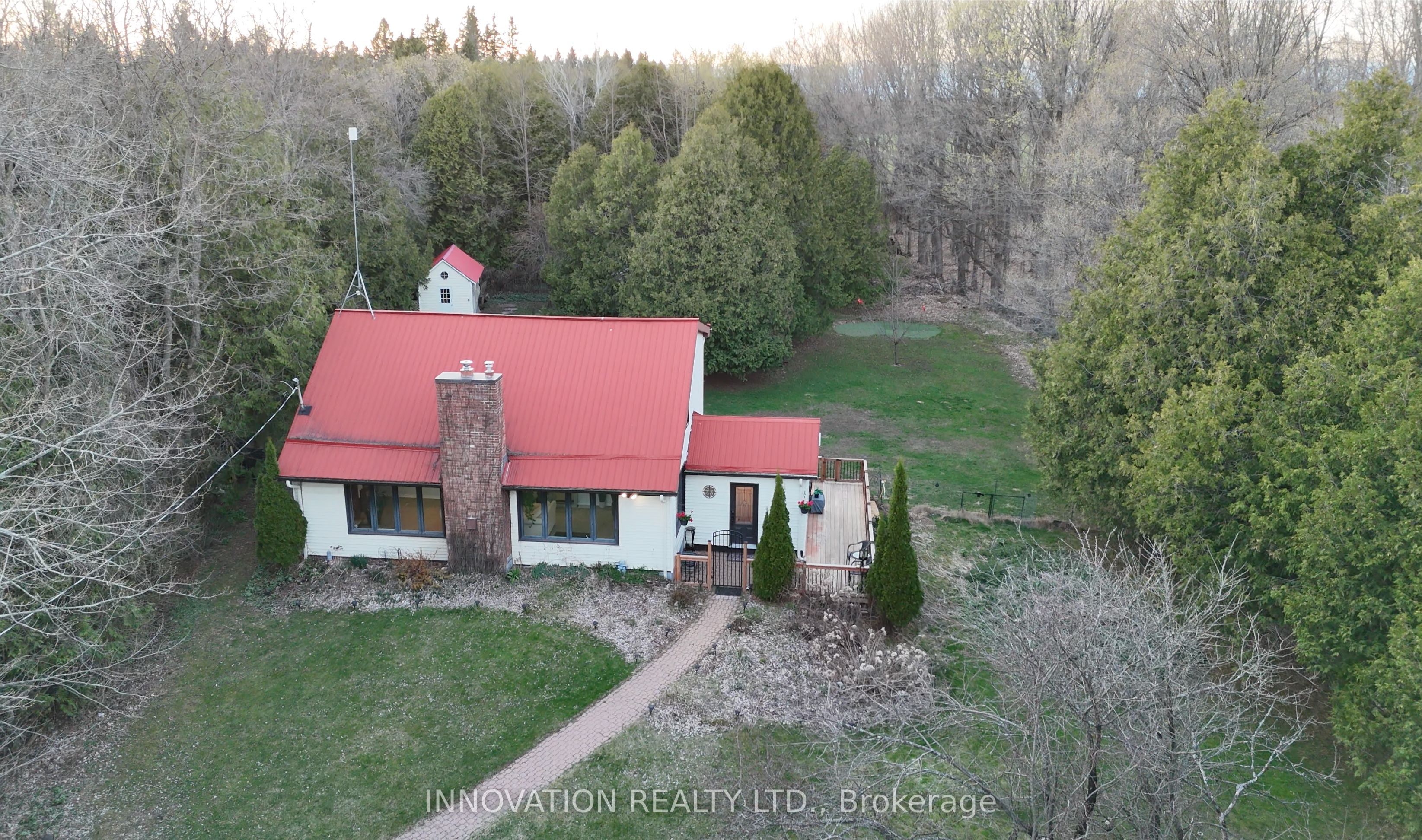 1328 9th Line Property Photo