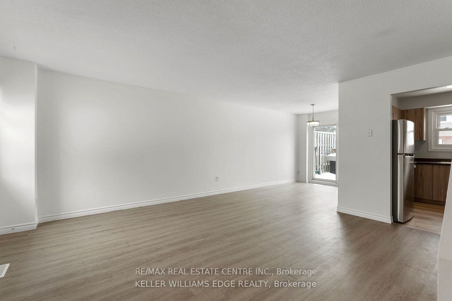 #3 - 420 Pioneer Drive Property Photo 5