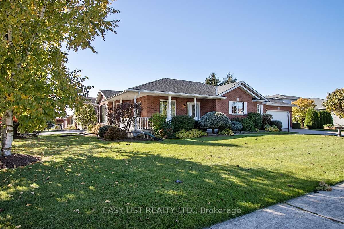 230 Frederick Court Property Photo 1