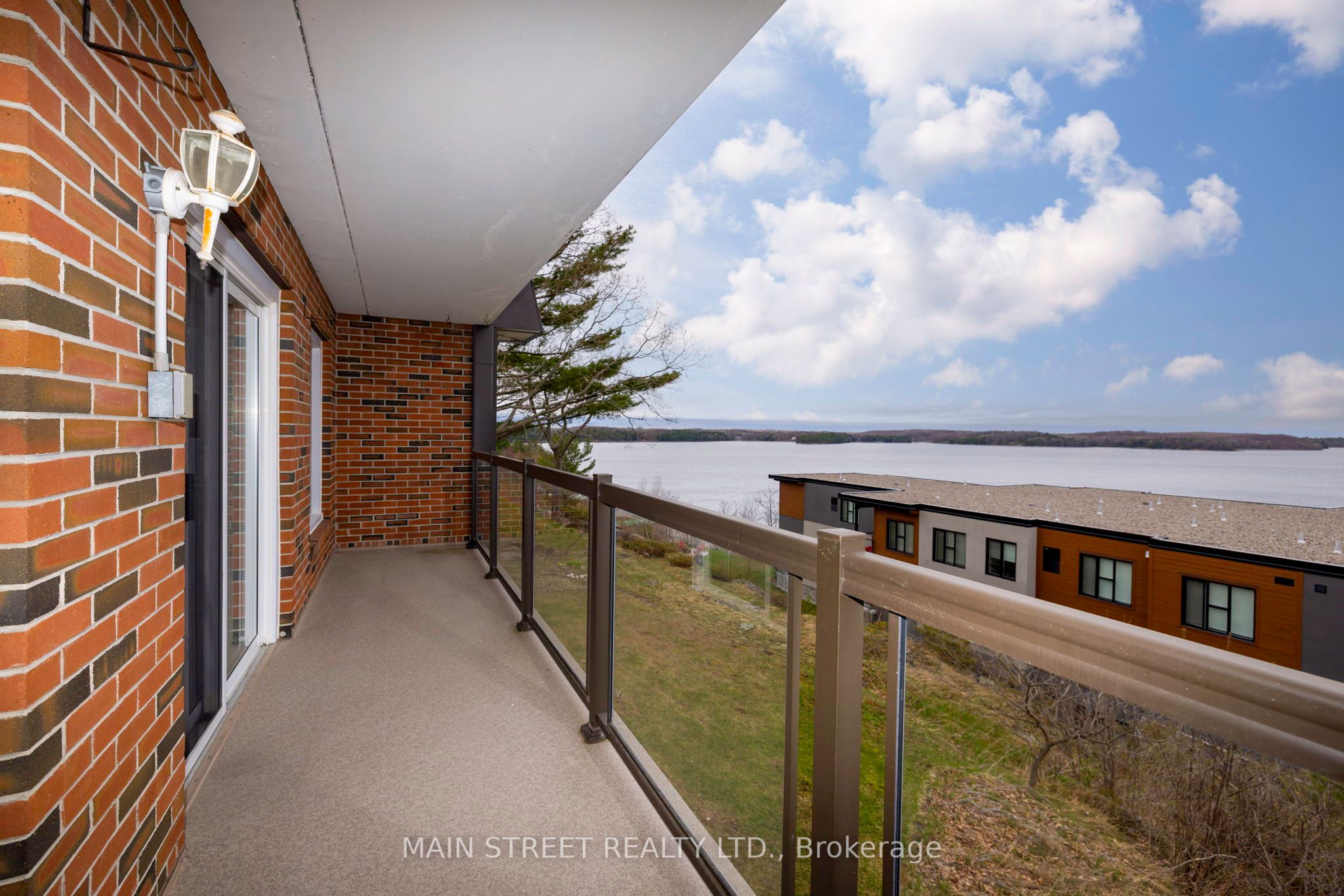 200 Beaconview Hts Property Photo
